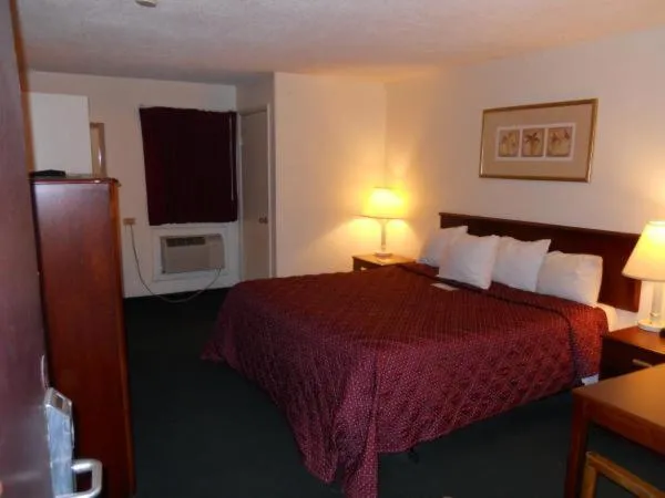 Bedroom, Bed in Best Budget Inn Tell City