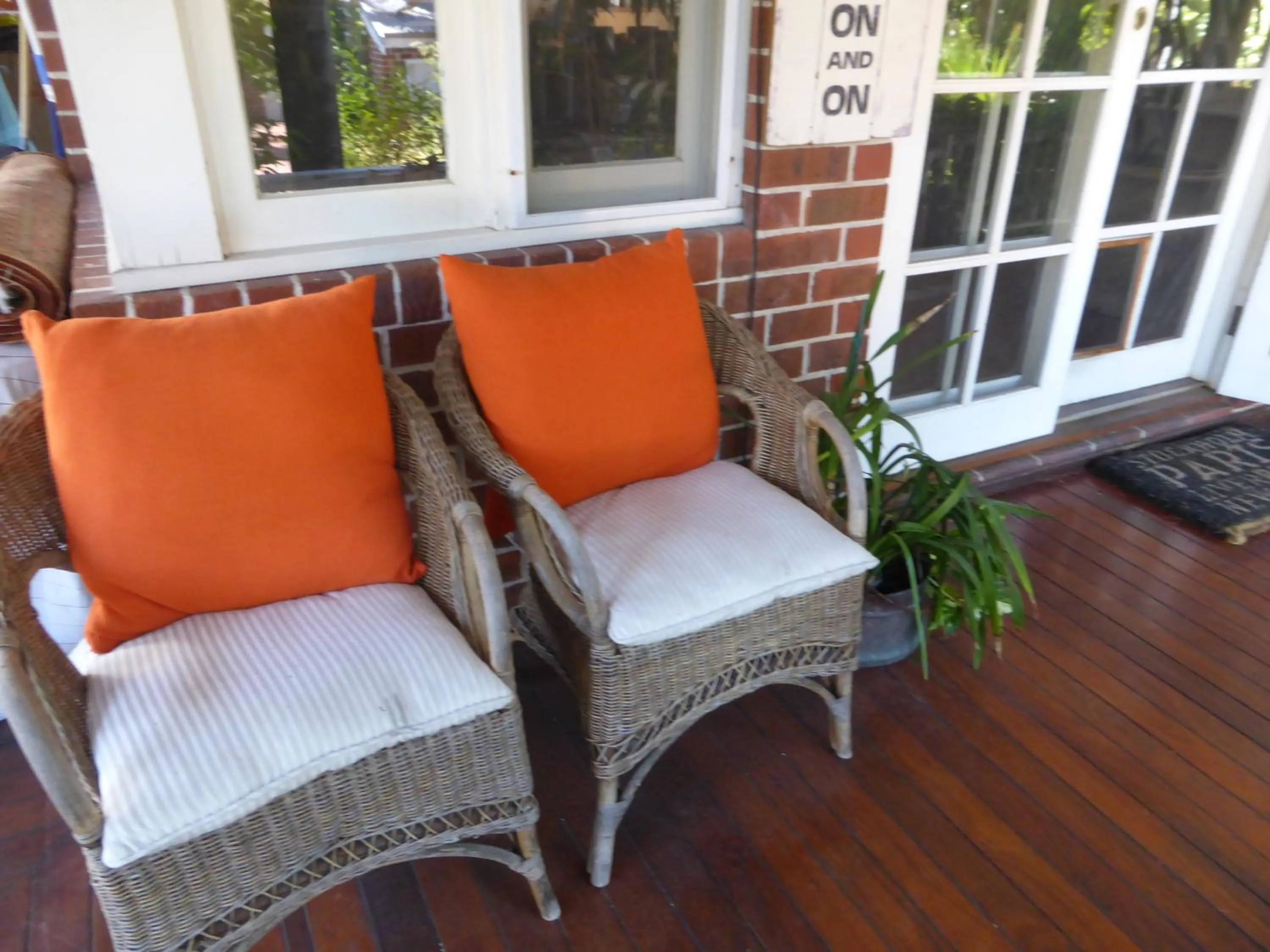 Patio in Lakeside Bed & Breakfast