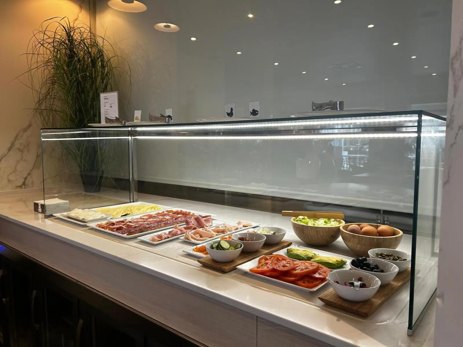 Breakfast in Hotel Neptuno Playa & Spa