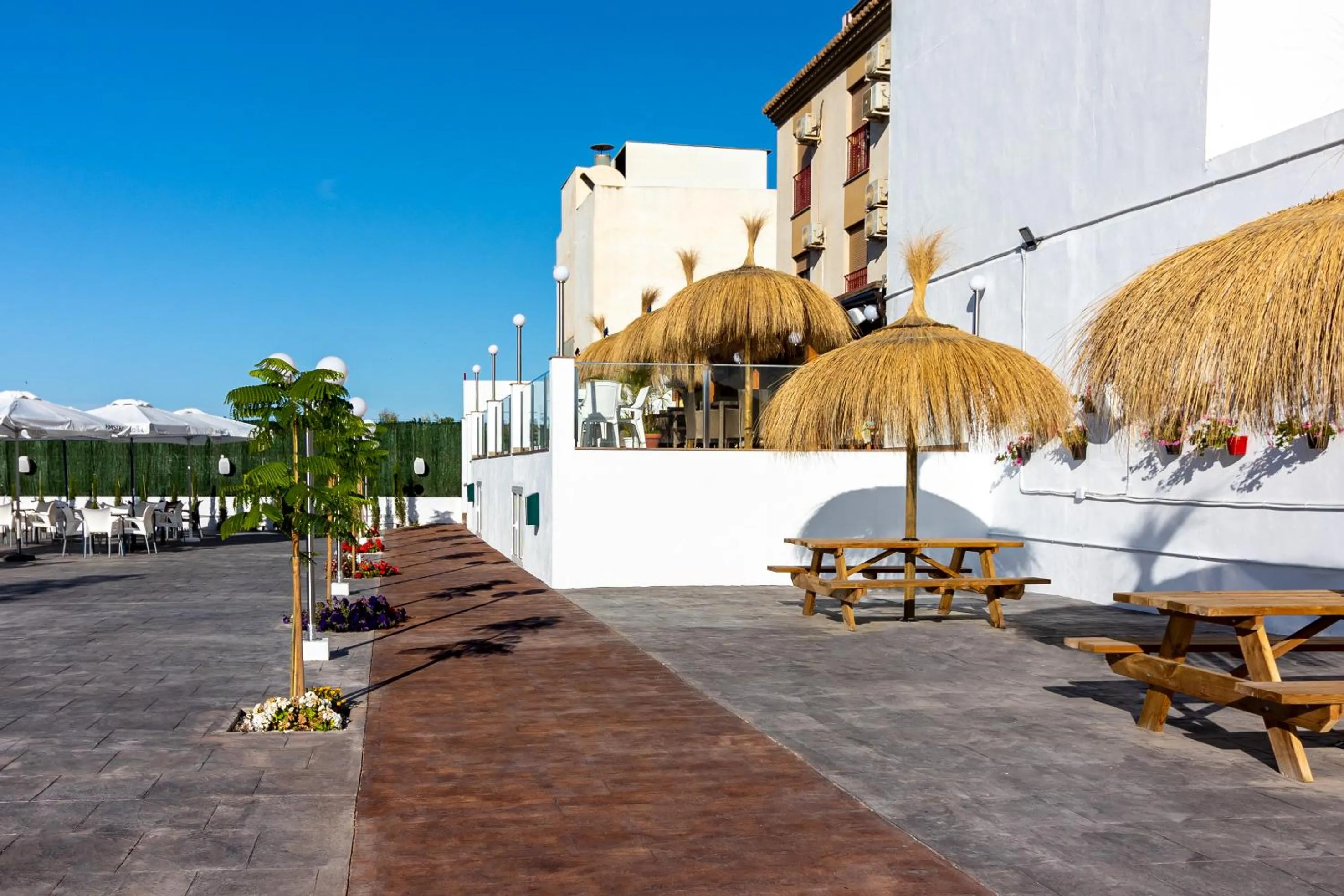 Property building in Hotel Avenida Tropical by Bossh! Hotels