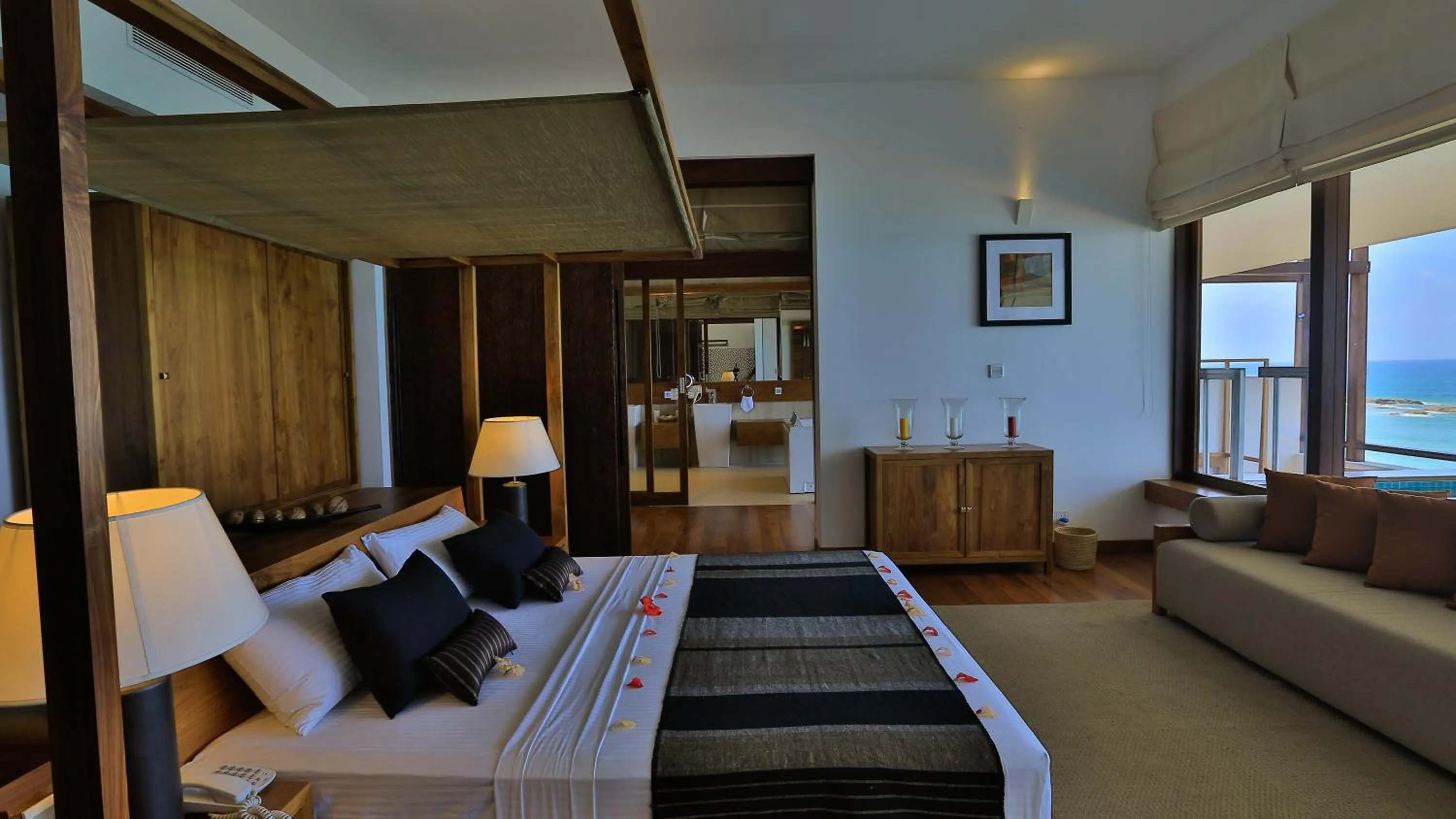 Bedroom, Bed in Pandanus Beach Resort & Spa