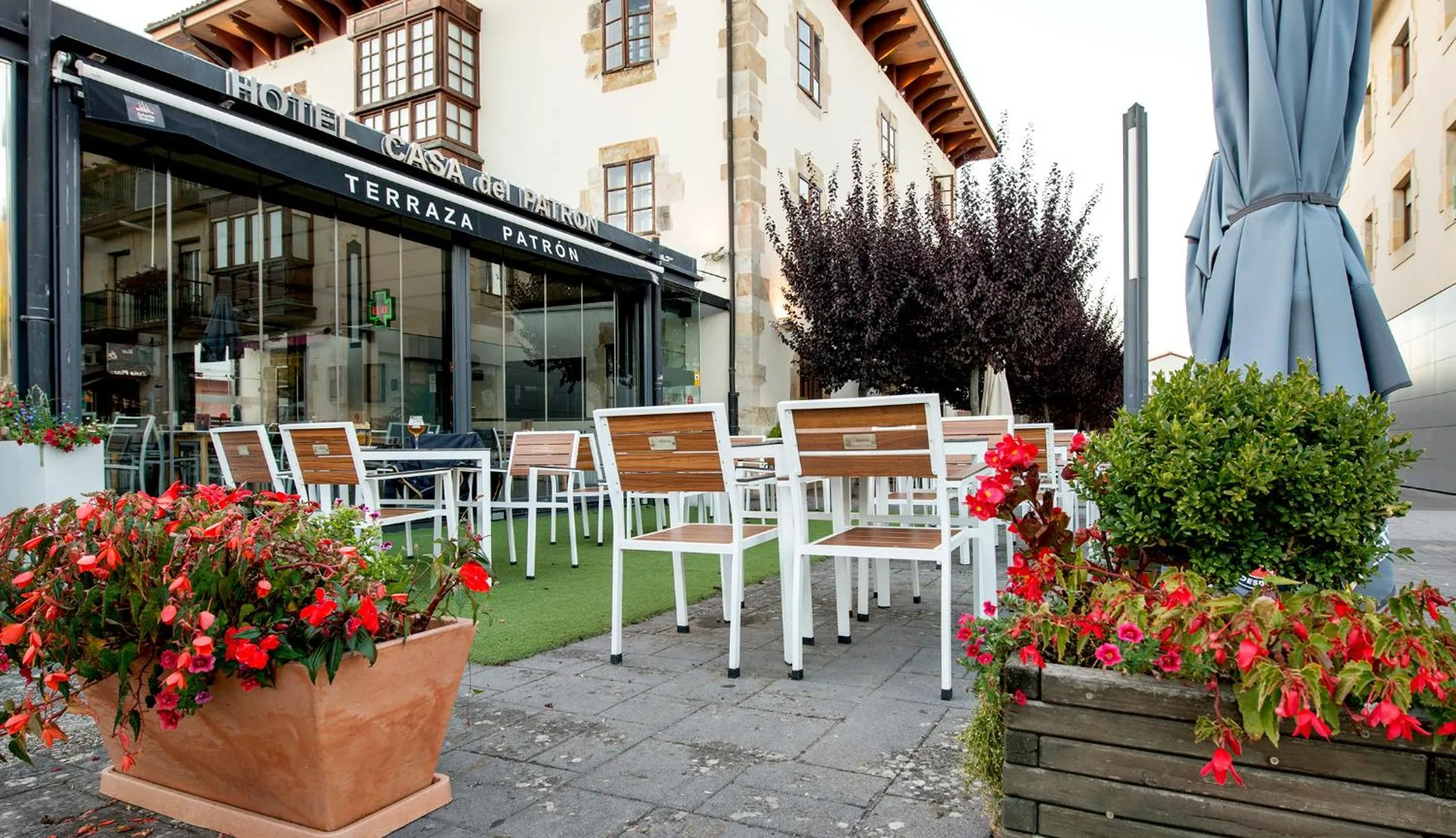 Garden view in La Casa del Patrón
