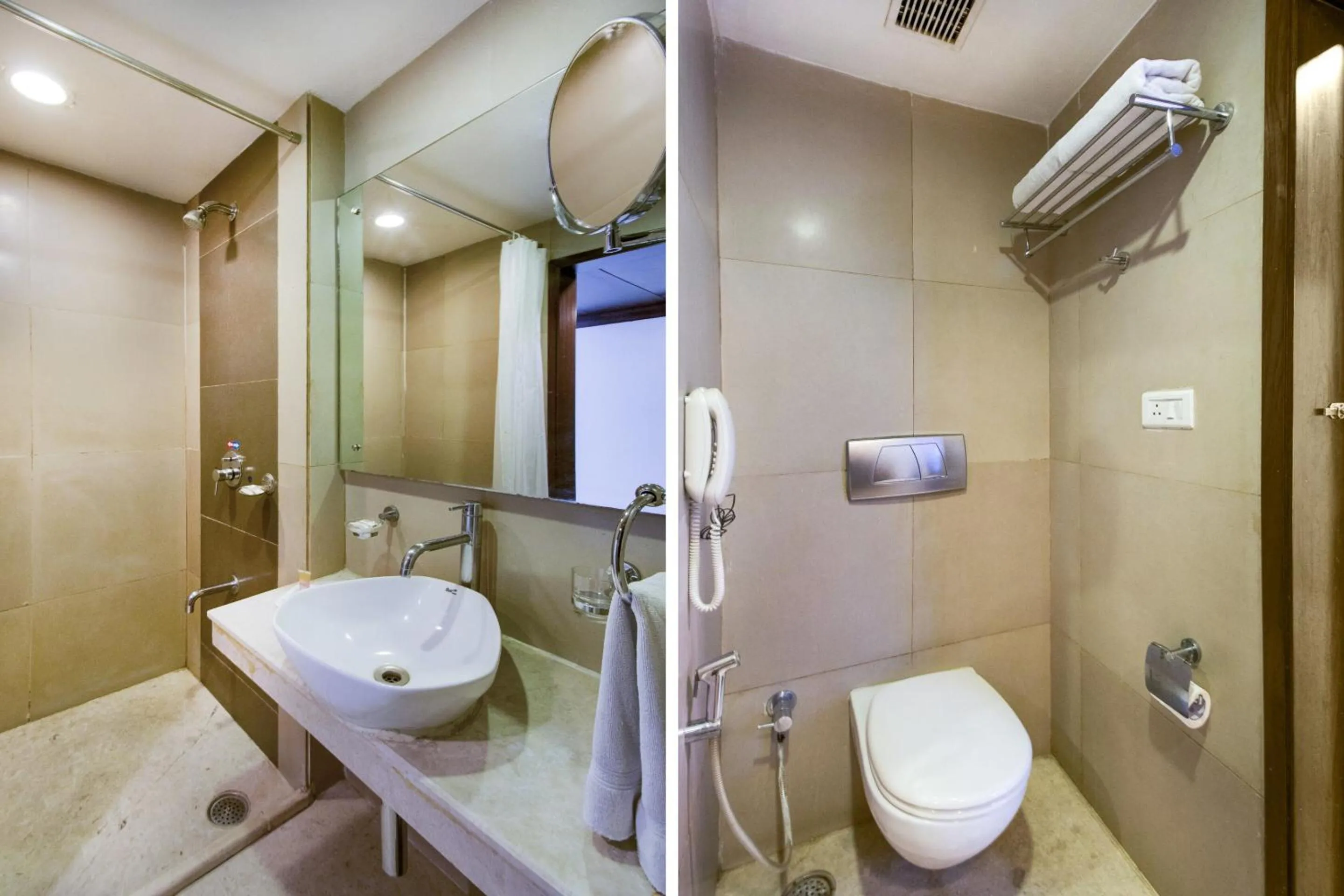 Bathroom in La Sara Hometel