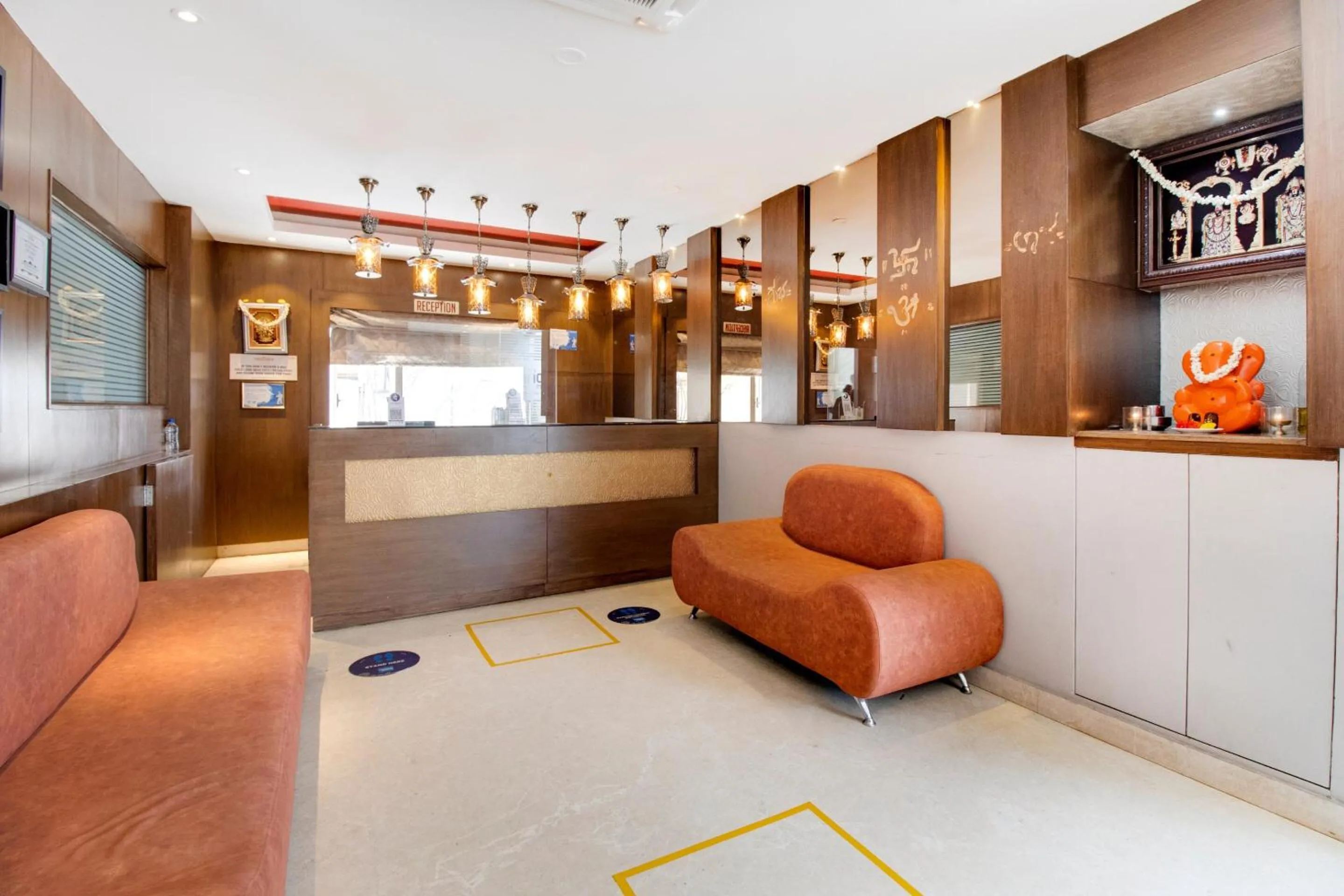 Lobby or reception in La Sara Hometel