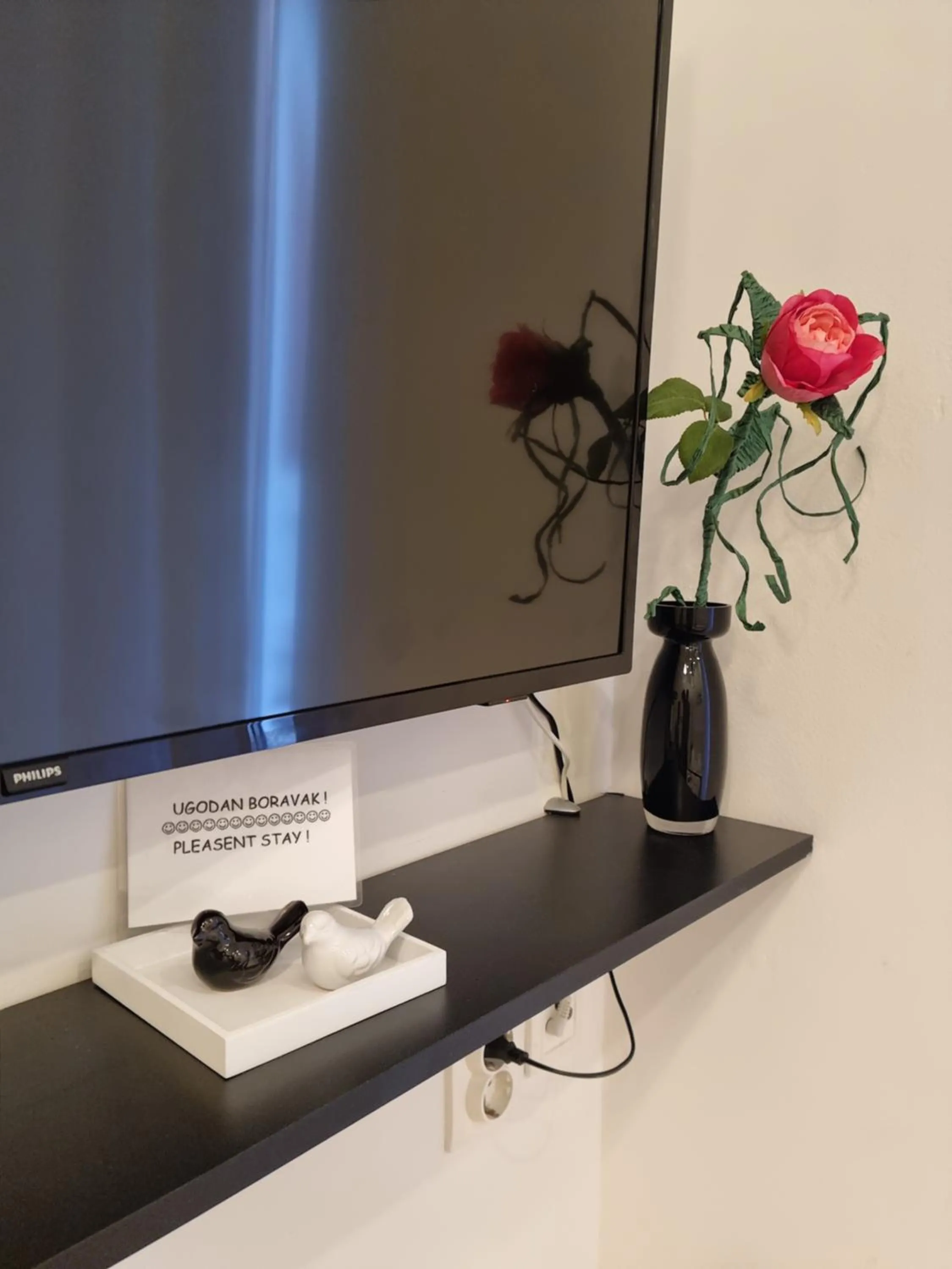 TV and multimedia in Rooms Tisa Old Town