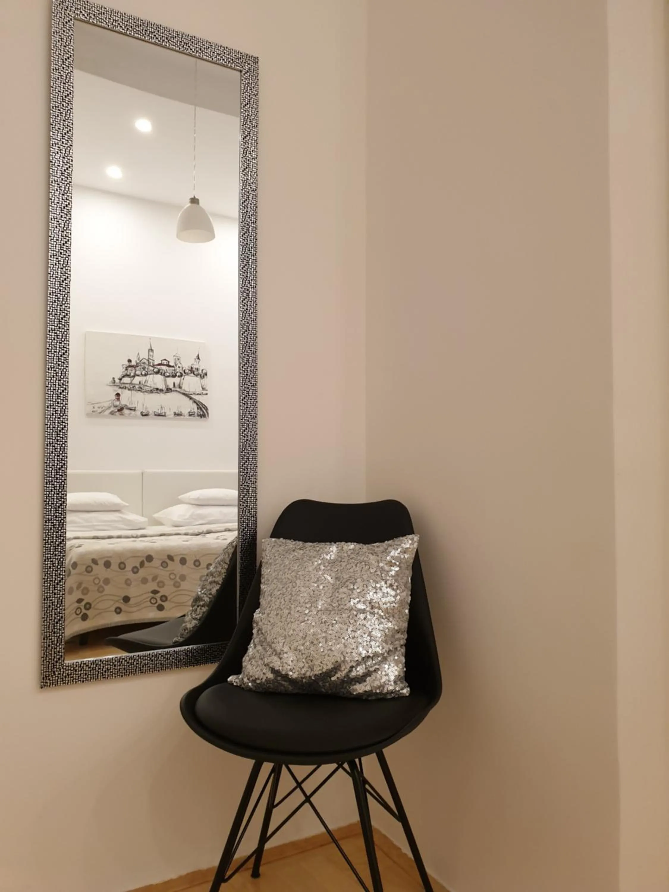Seating area in Rooms Tisa Old Town