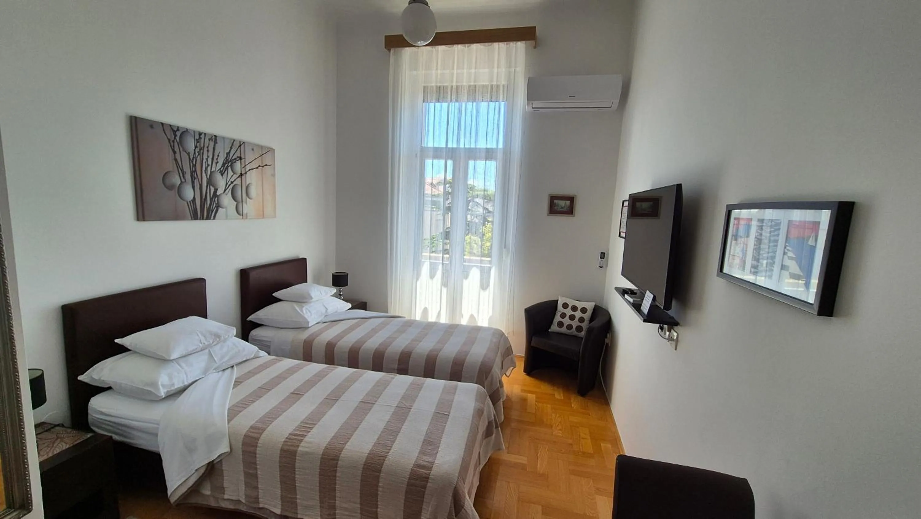 Bed in Rooms Tisa Old Town