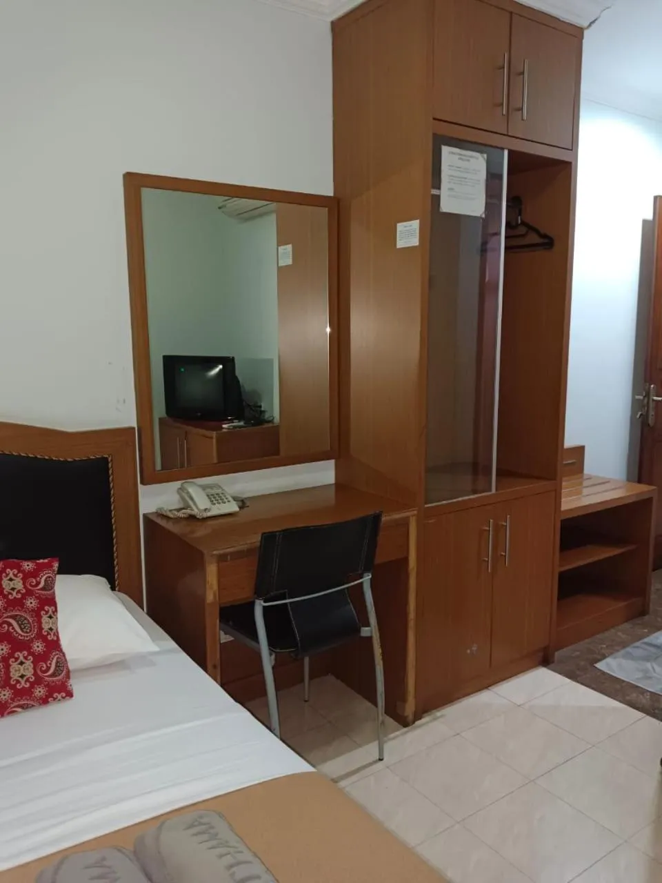 Bedroom in Karsa Utama Hotel