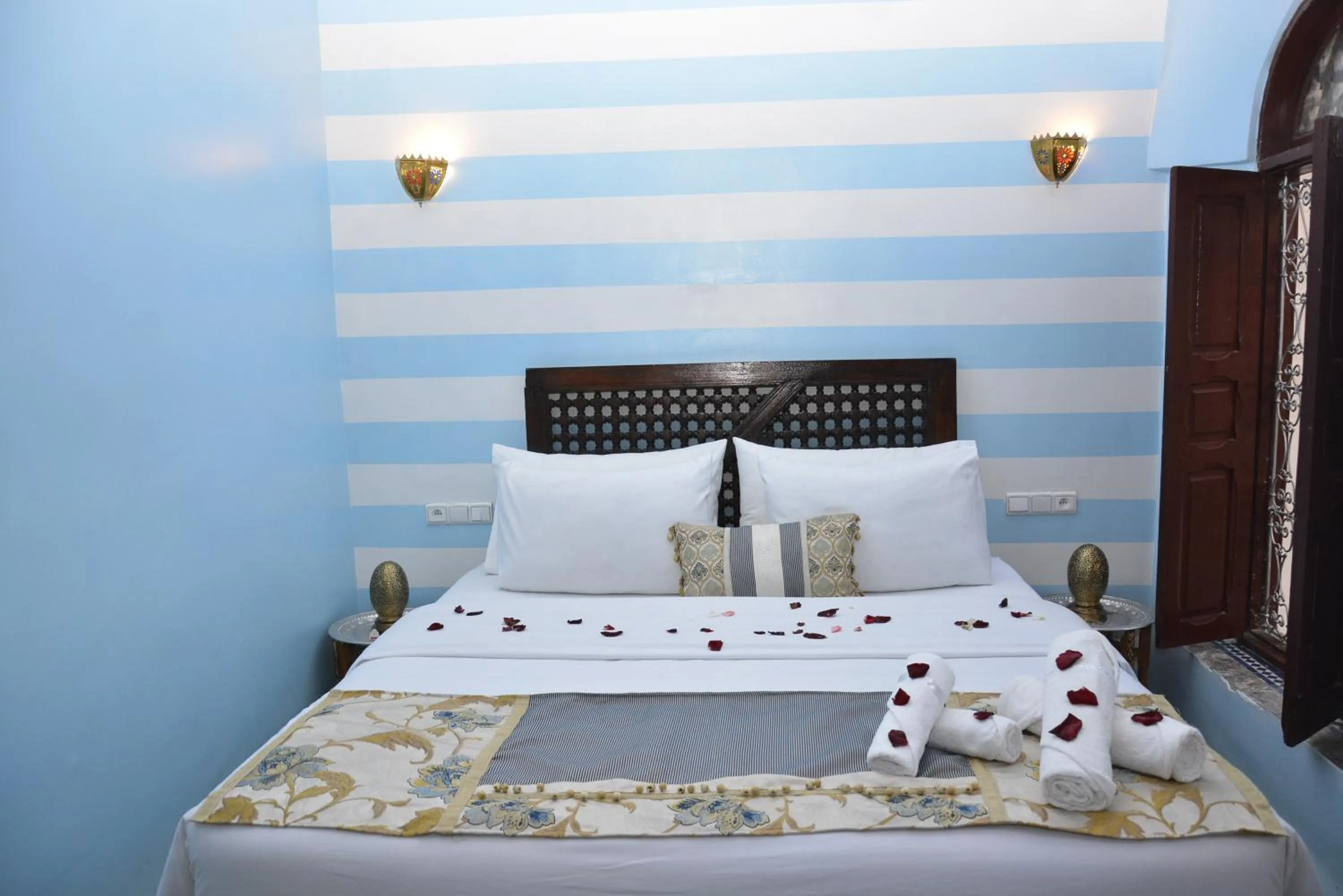 Bed in Riad Fes Colors & SPA - Family Lodging