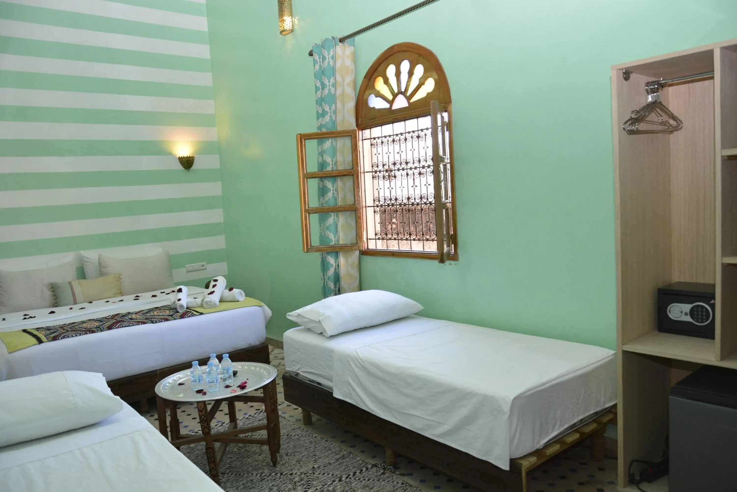 Bed in Riad Fes Colors & SPA - Family Lodging