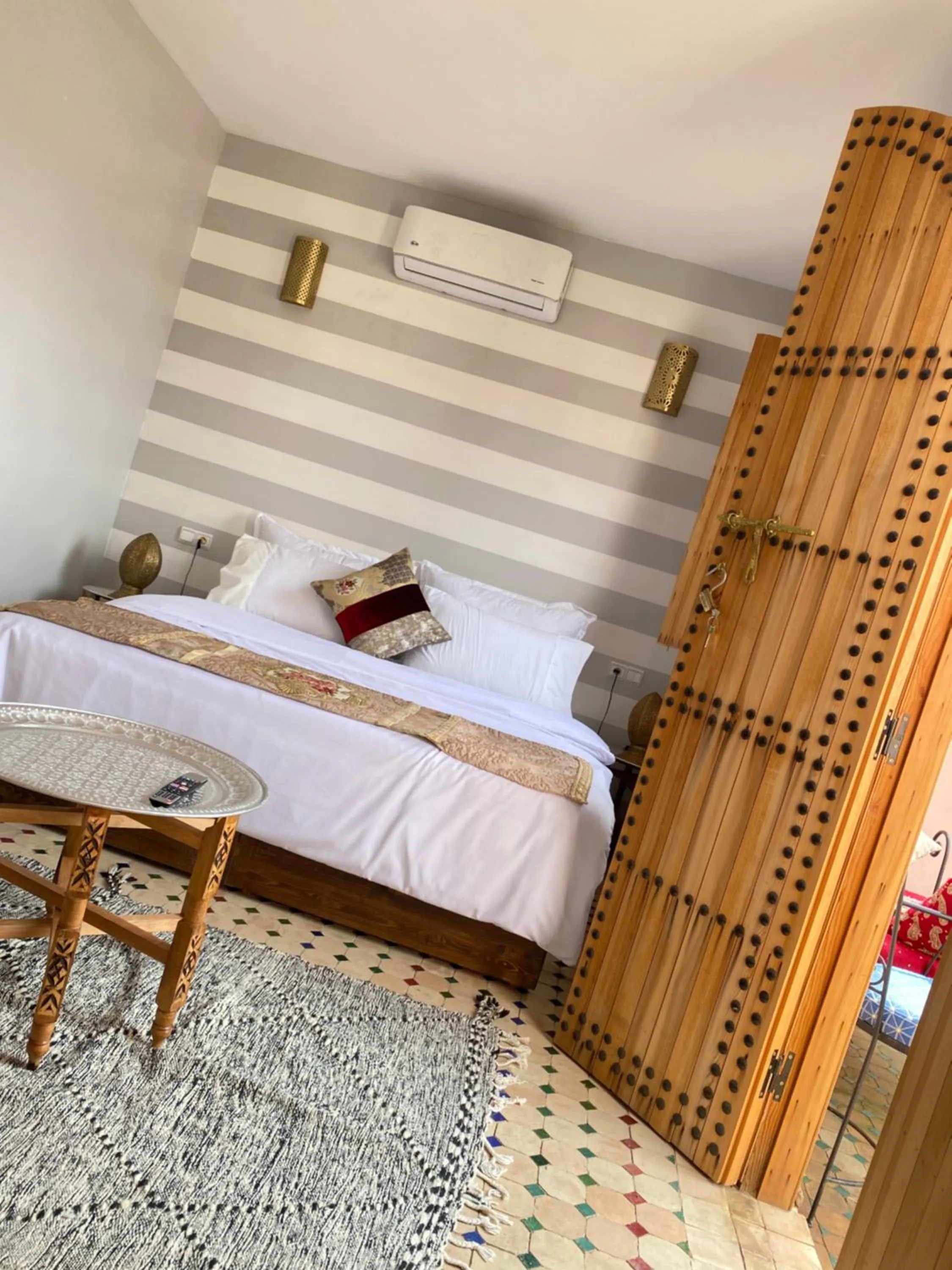 Bed in Riad Fes Colors & SPA - Family Lodging