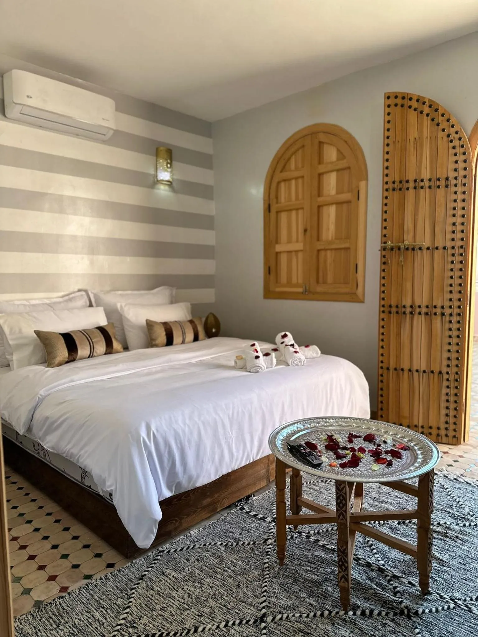 Bedroom, Bed in Riad Fes Colors & SPA - Family Lodging