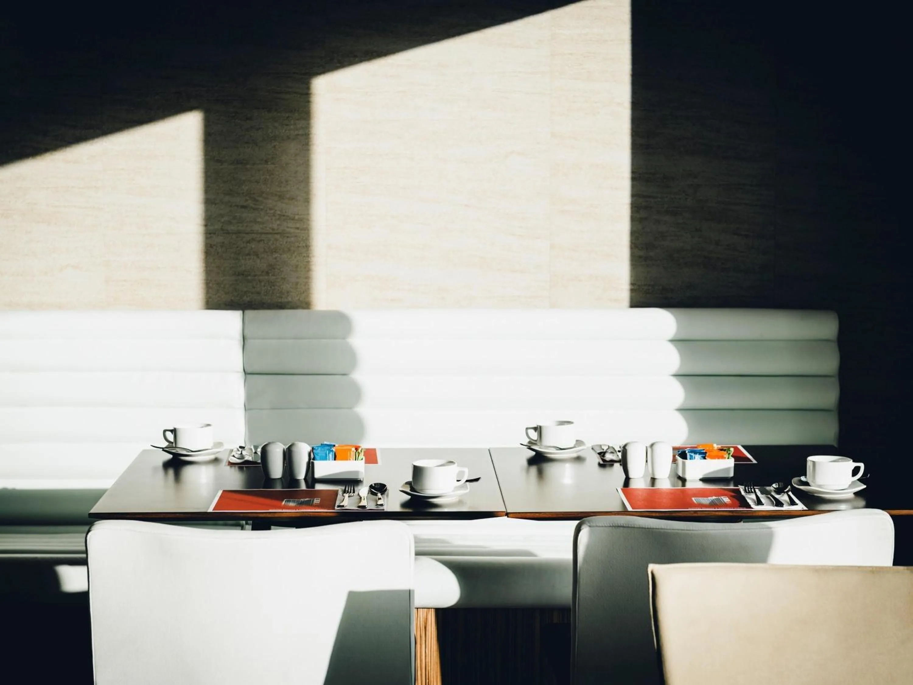 Restaurant/places to eat in Ibis Fujairah