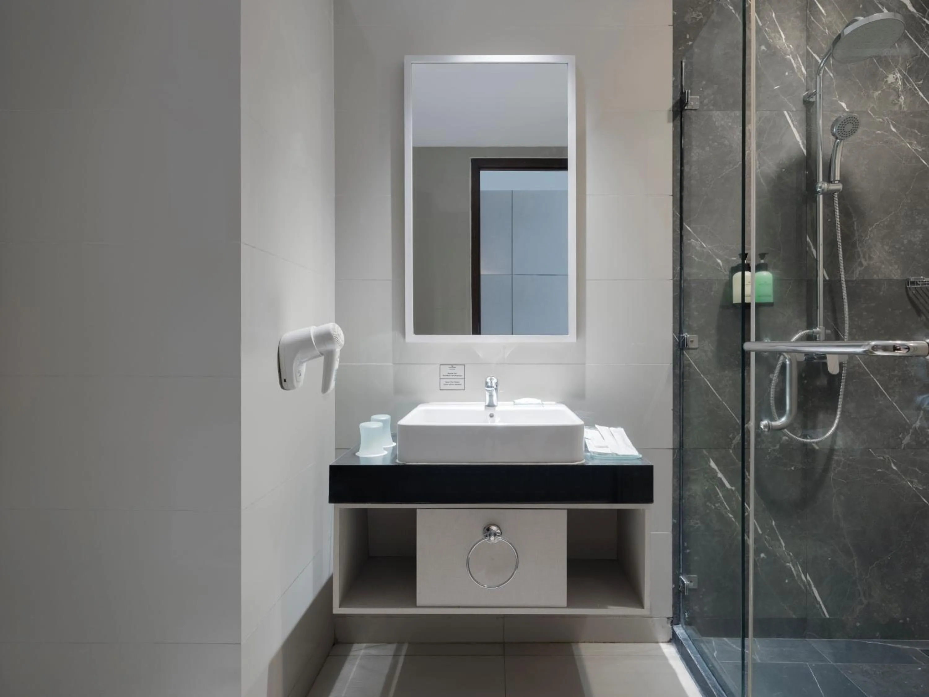 Bathroom in Santika Premiere Bintaro