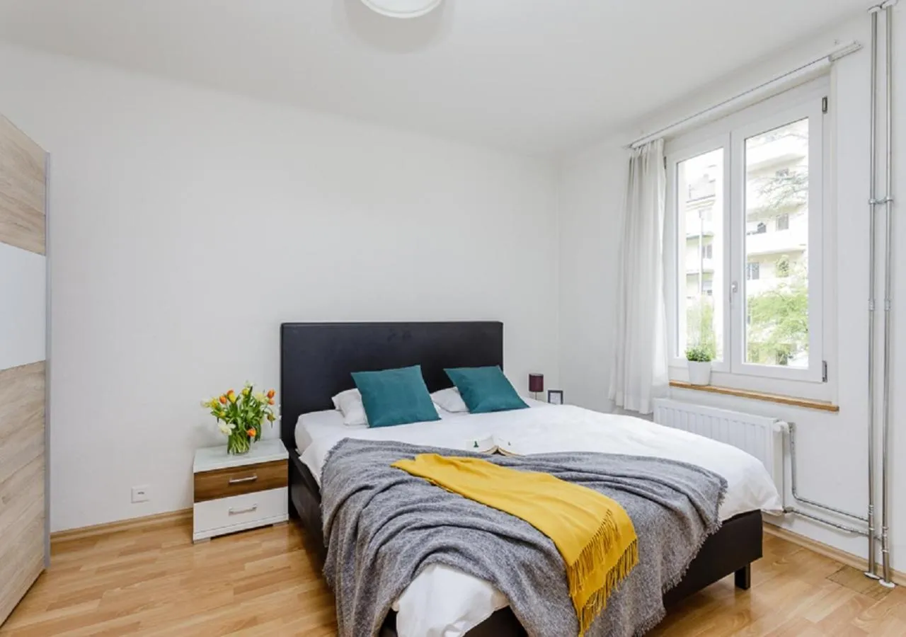 Photo of the whole room, Bed in Rent a Home Eptingerstrasse - Self Check-In
