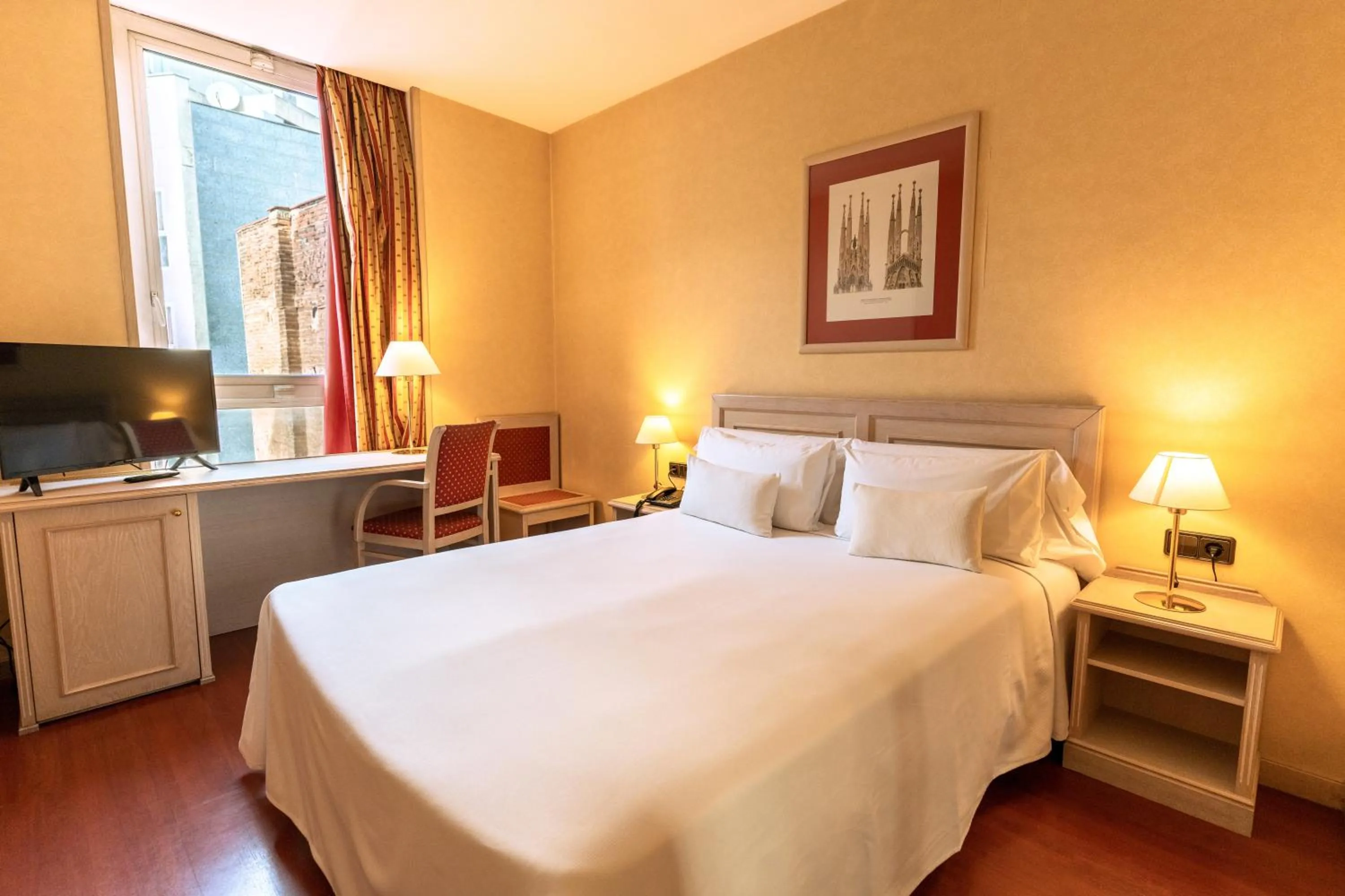 Bed in Sunotel Aston