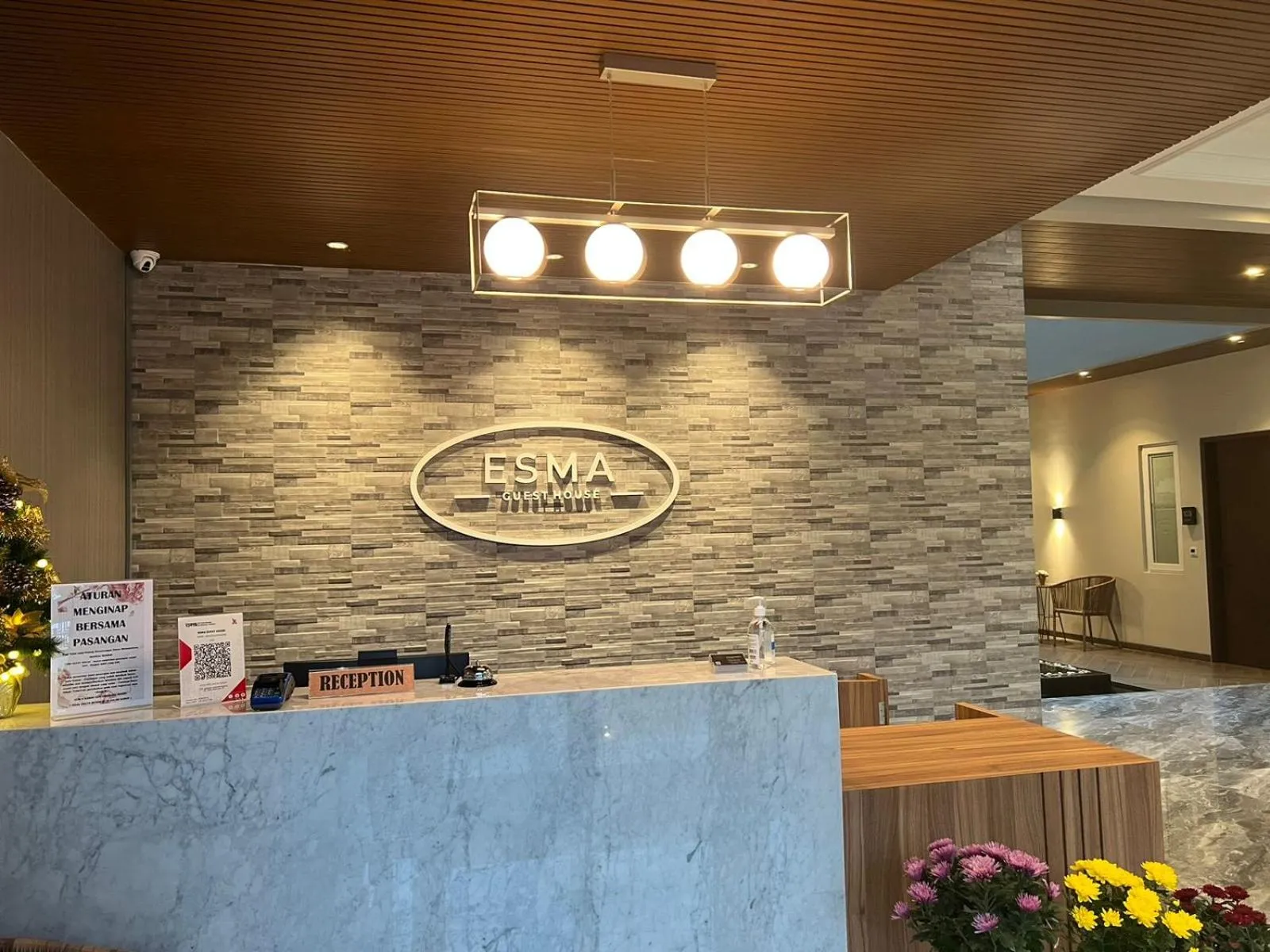 Lobby or reception in Esma Family GuestHouse