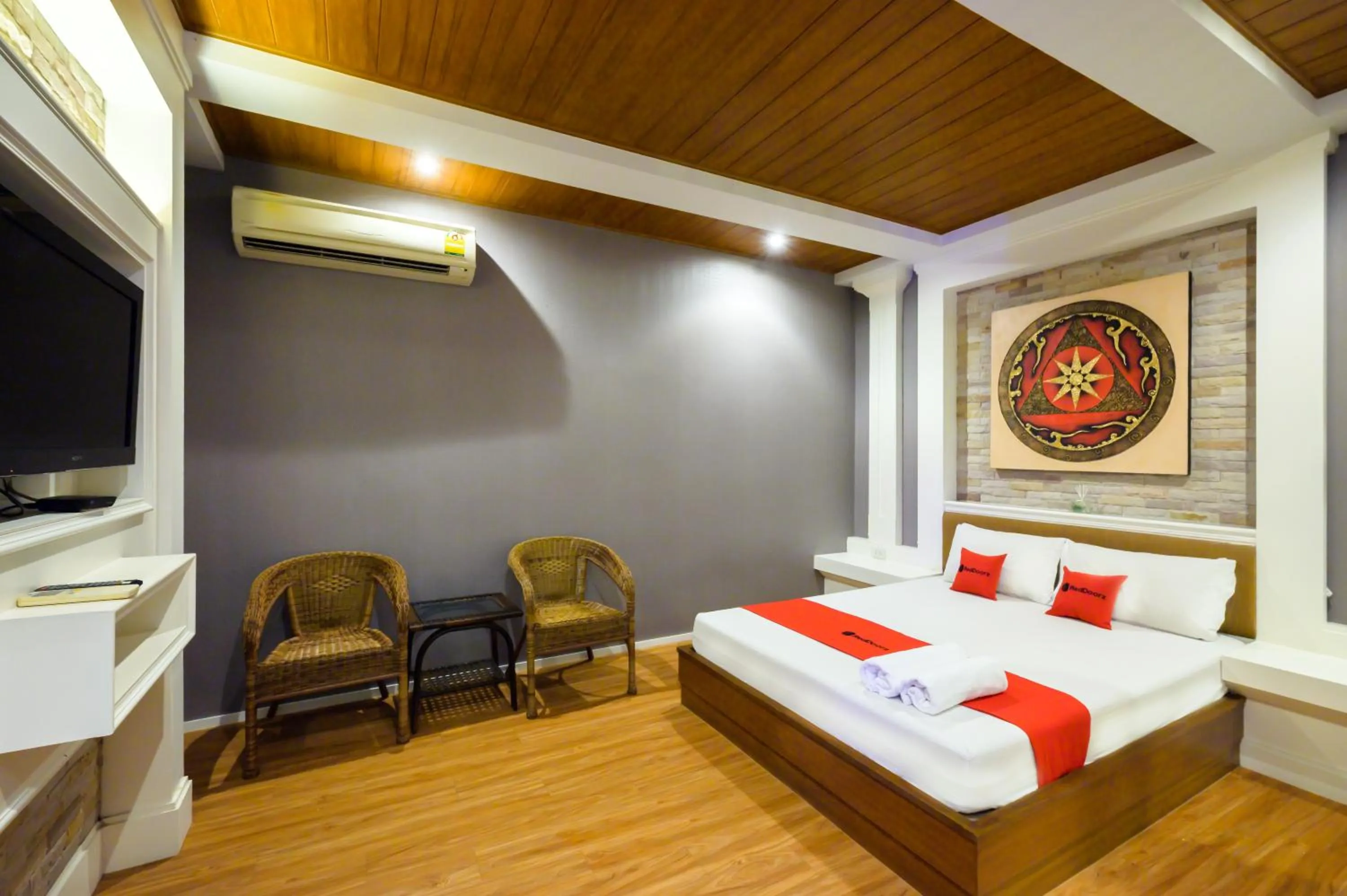 Bed in Ruen Rattana Resort