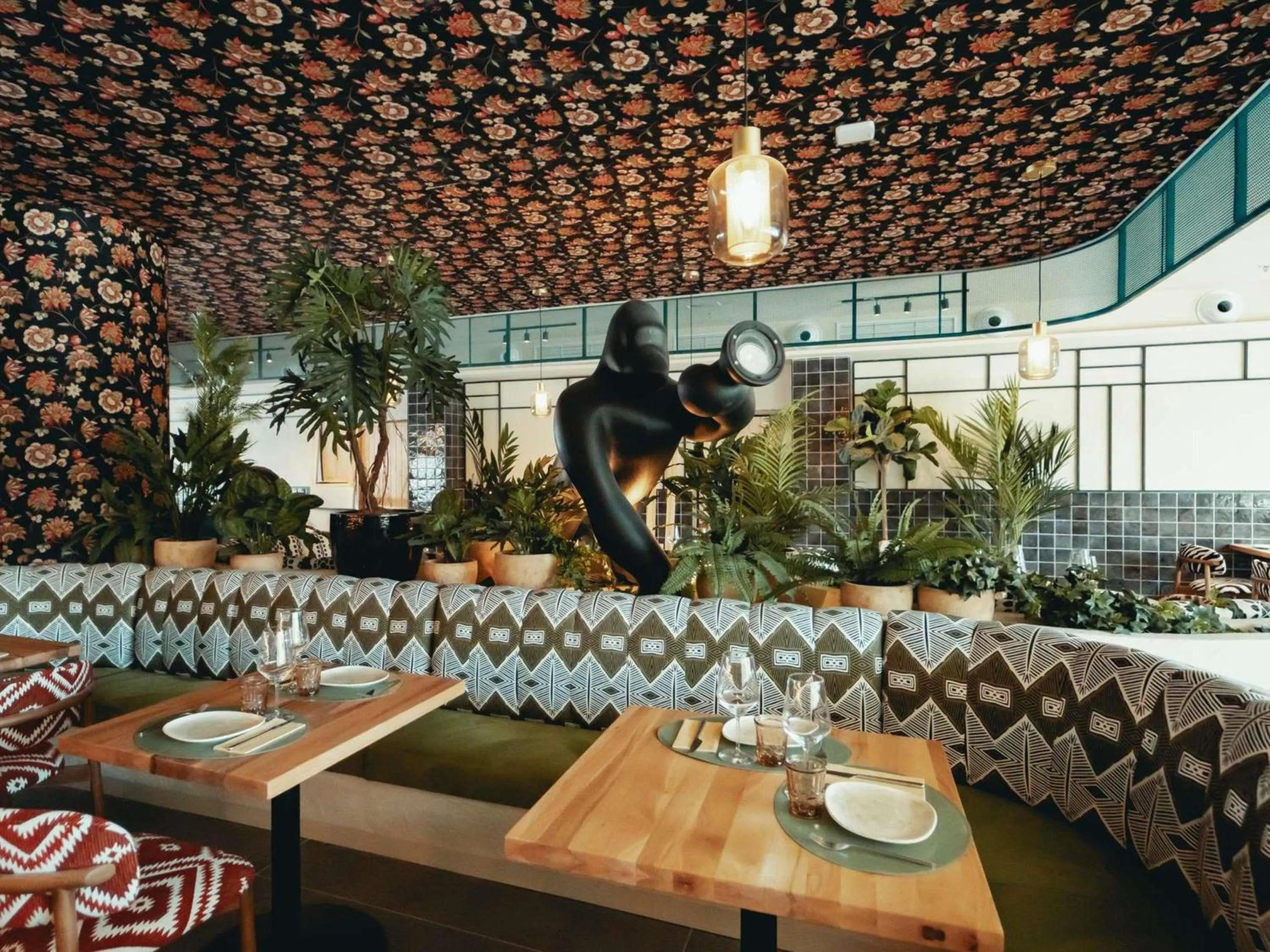 Property building in Novotel Valencia Lavant