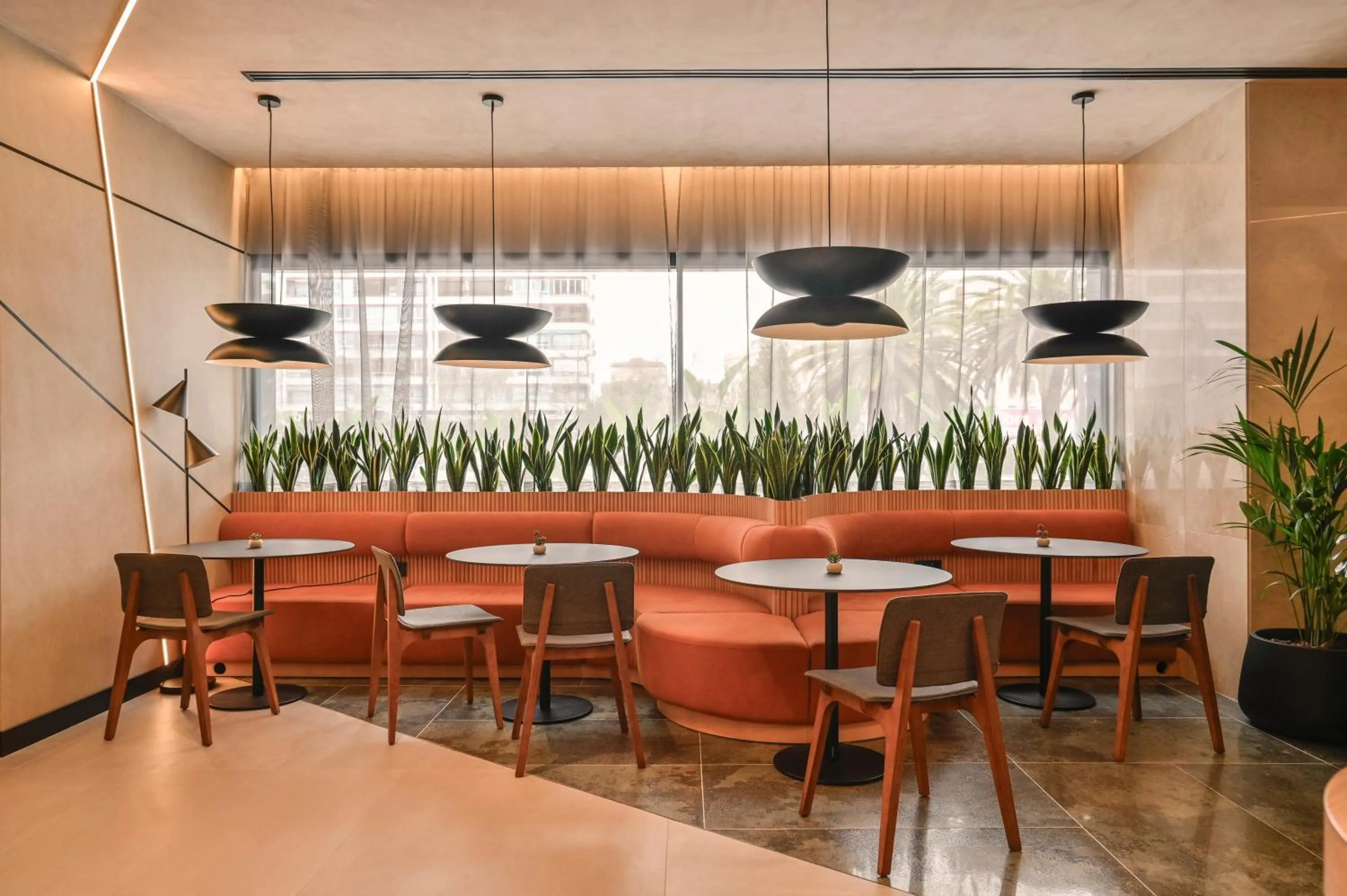 Property building in Novotel Valencia Lavant