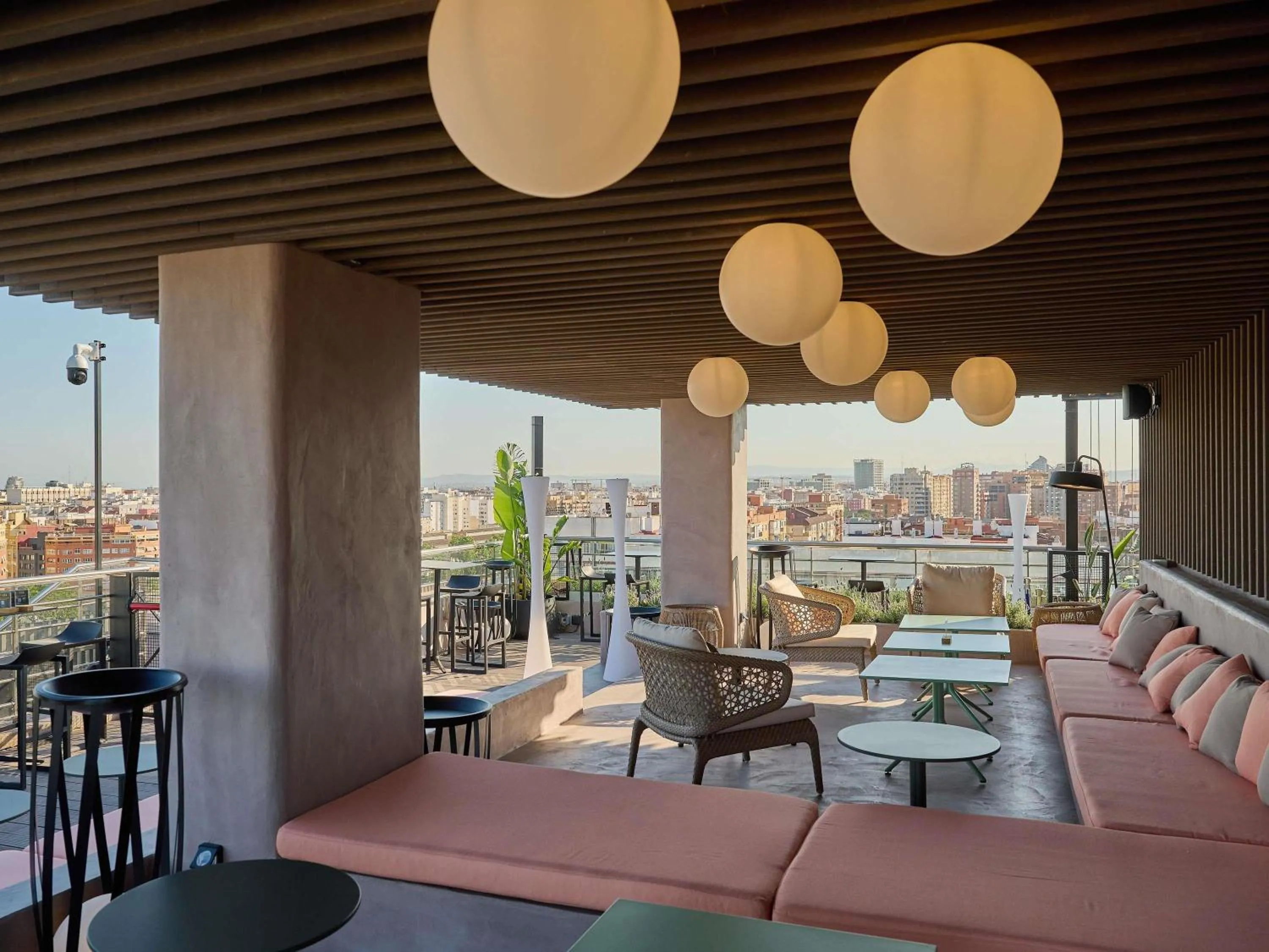 Property building in Novotel Valencia Lavant