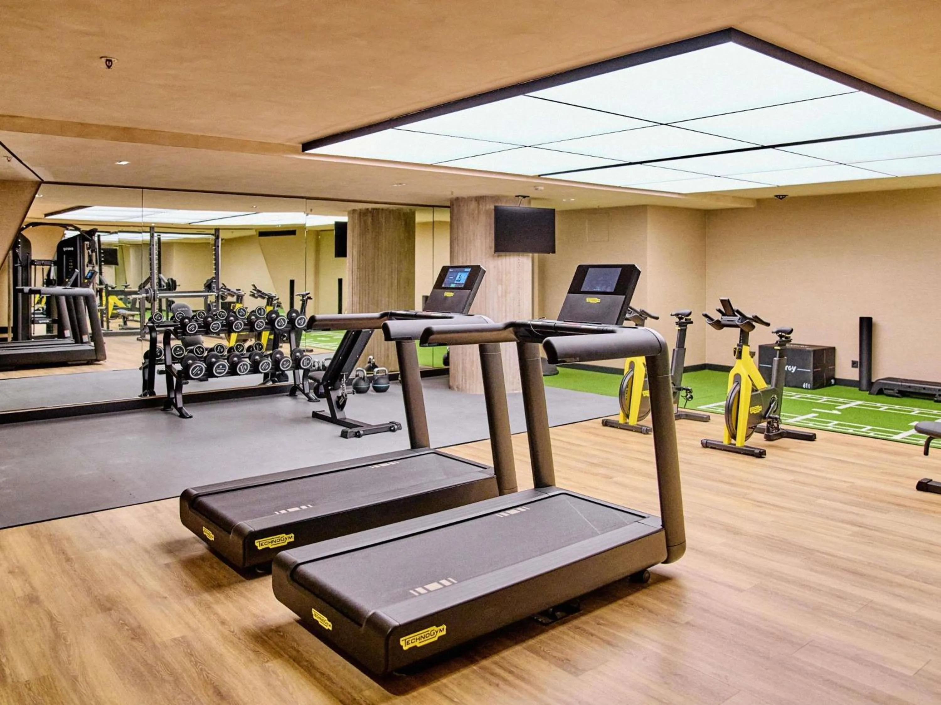 Property building in Novotel Valencia Lavant