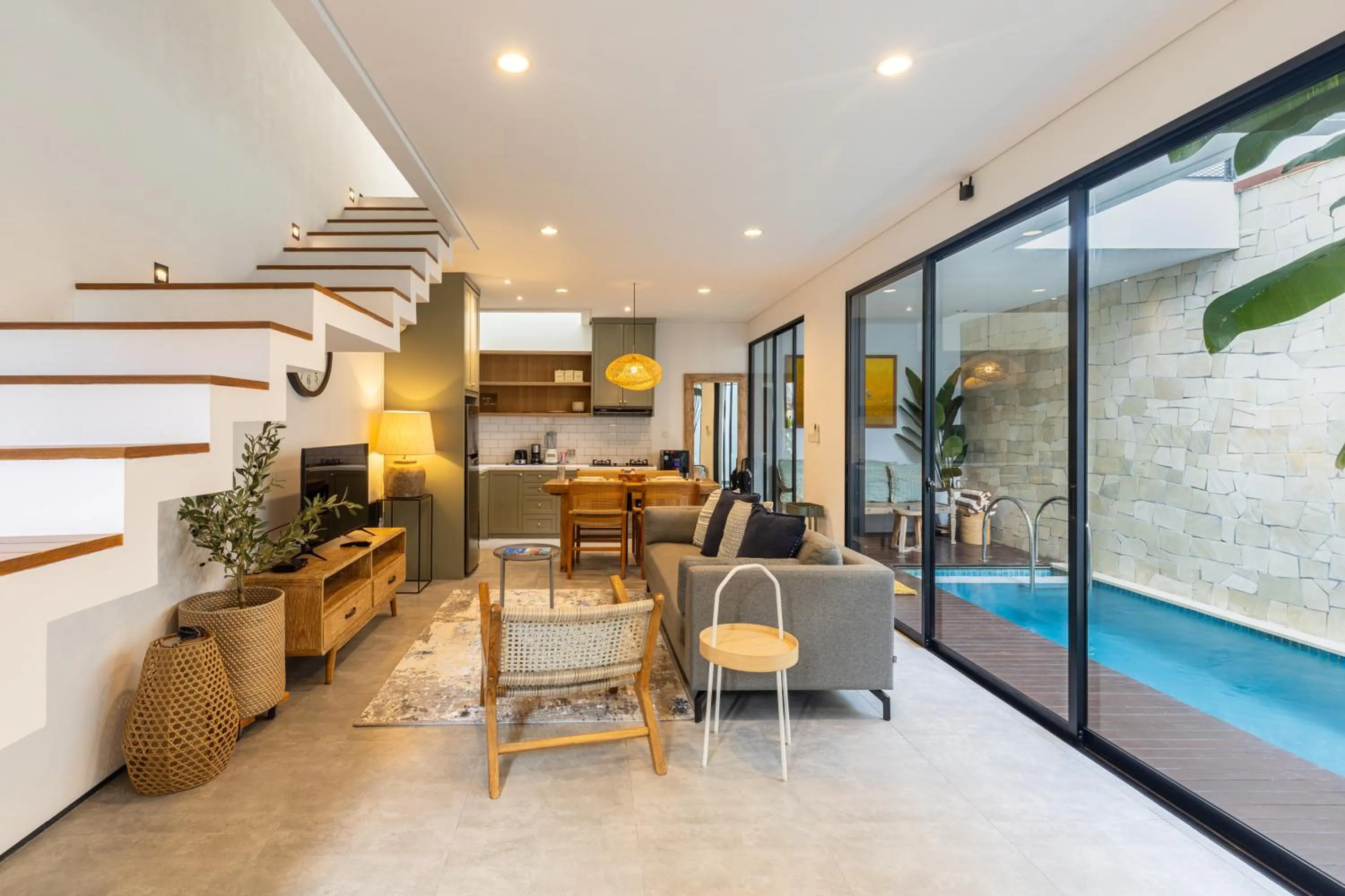 Living room in Feya Living Villa by Betterplace