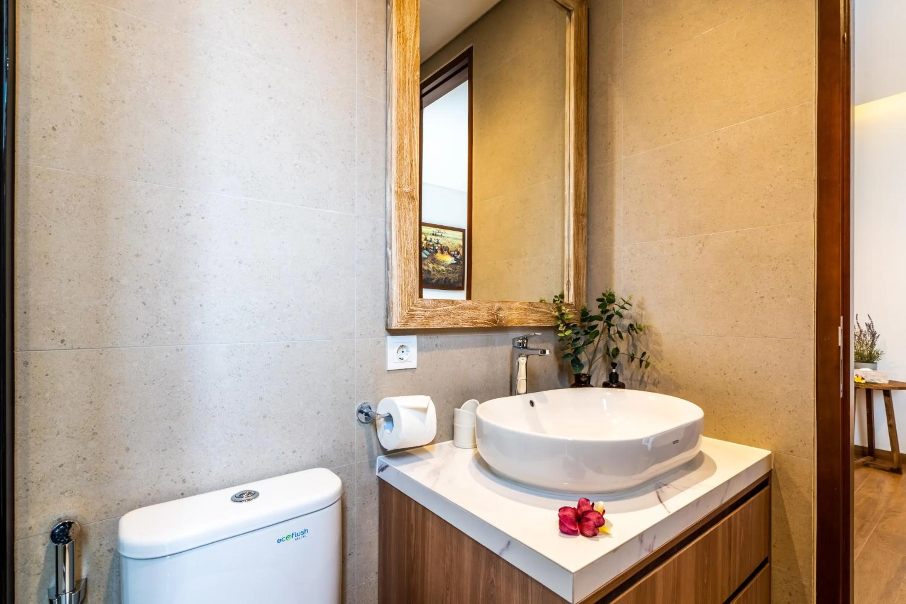 Toilet in Feya Living Villa by Betterplace