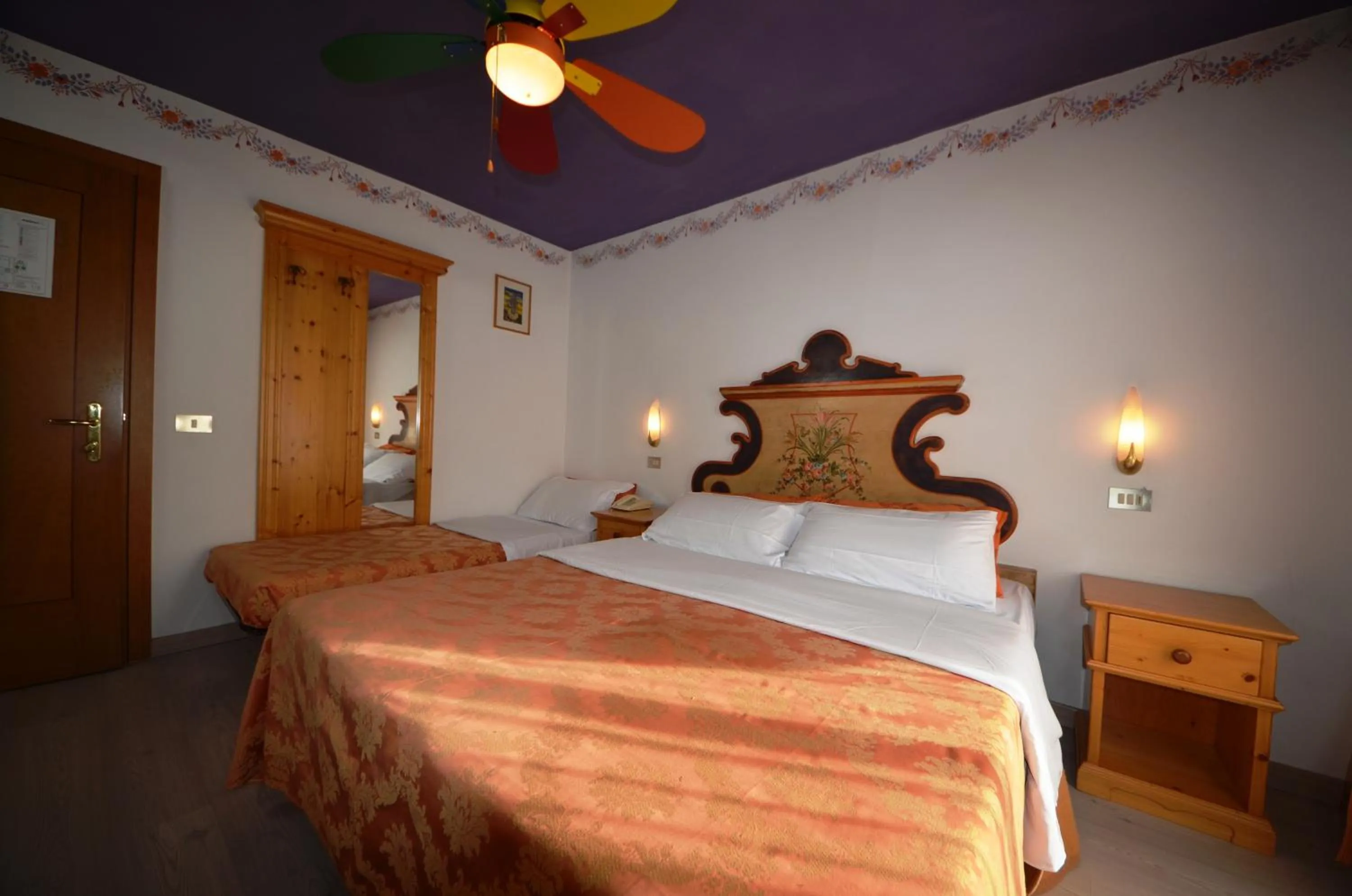 Bed in Family Hotel Primavera