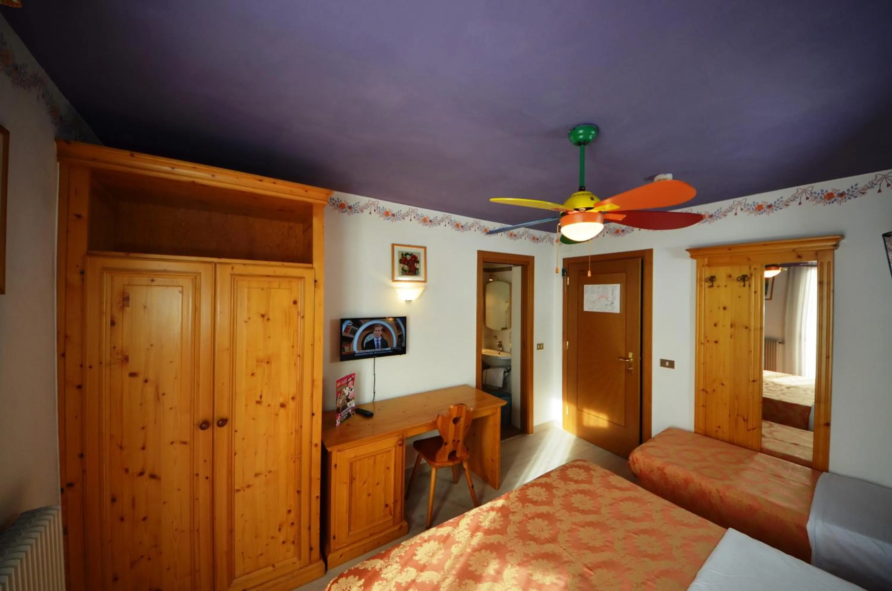 Bed in Family Hotel Primavera