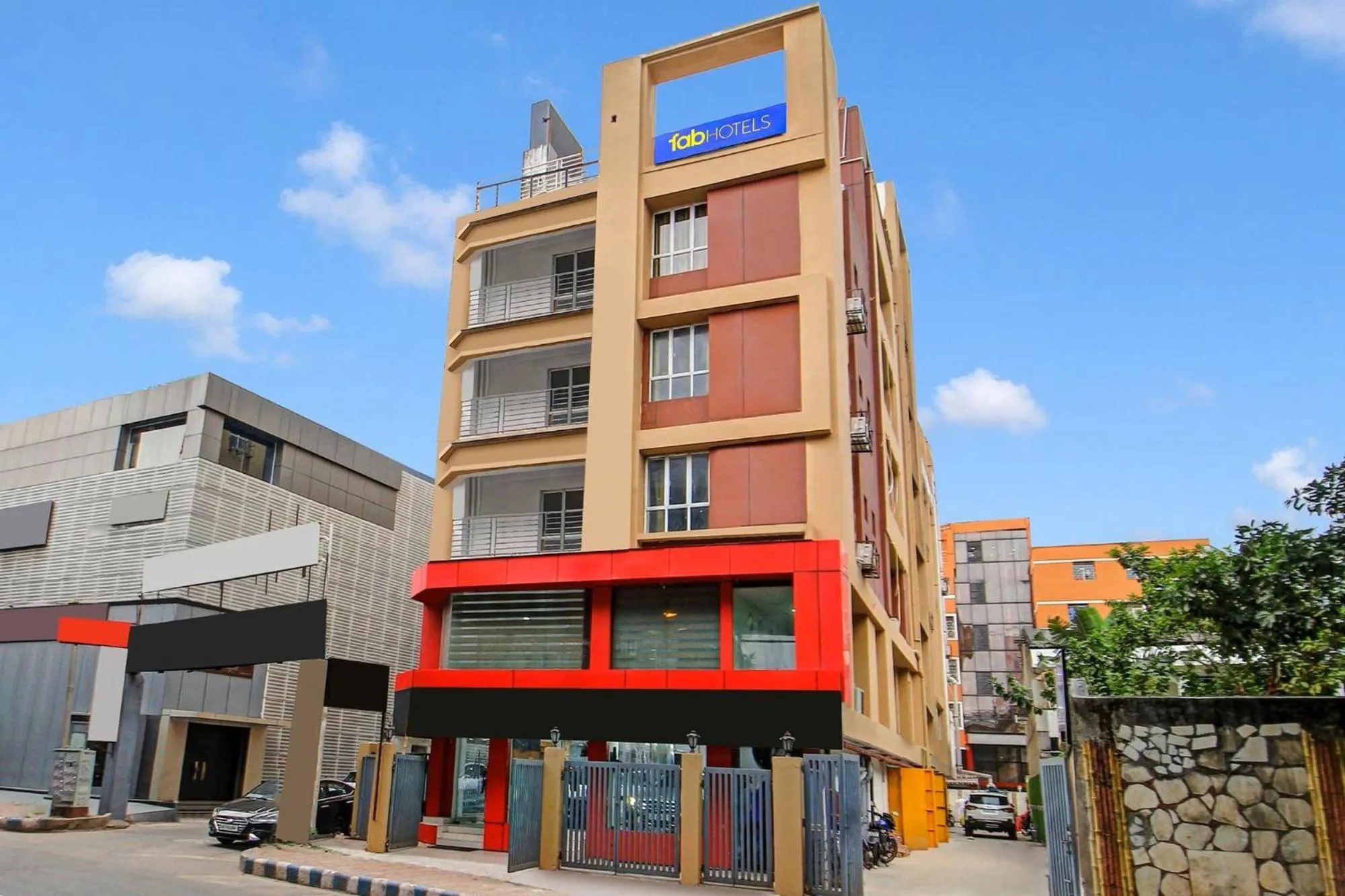 Property building in FabHotel Lake View Topsia