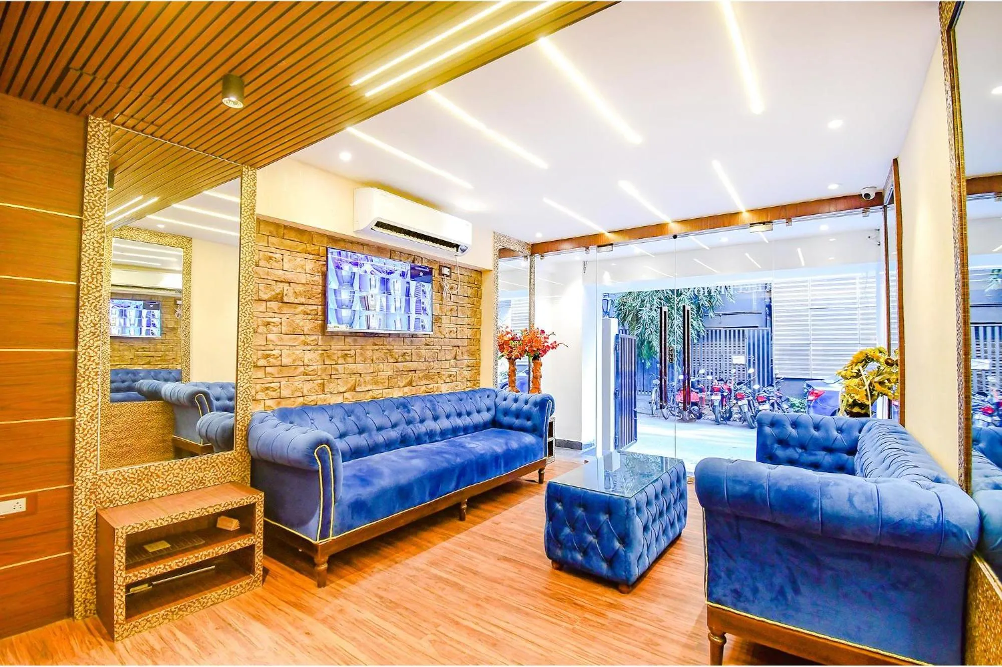 Seating area in FabHotel Lake View Topsia