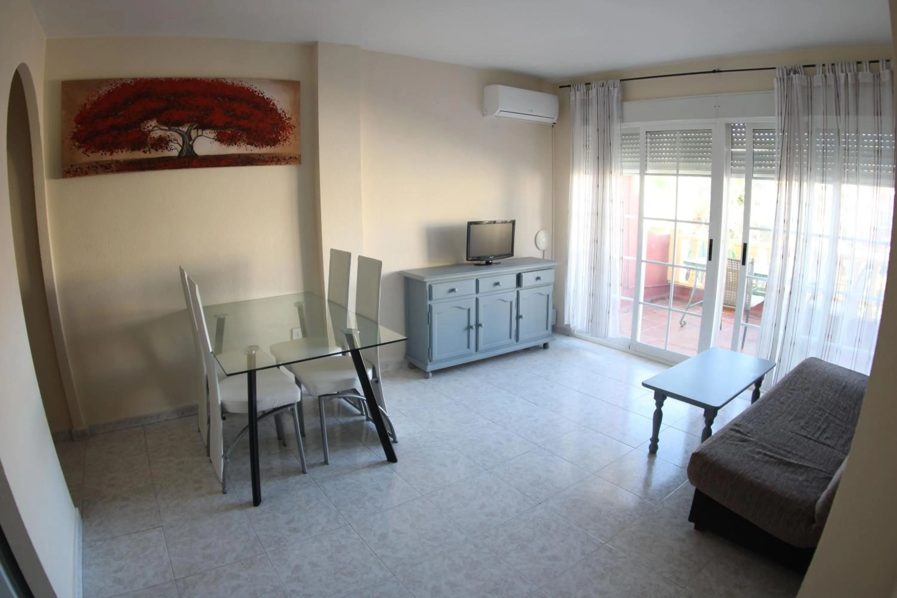 Apartamentos Marina Internacional