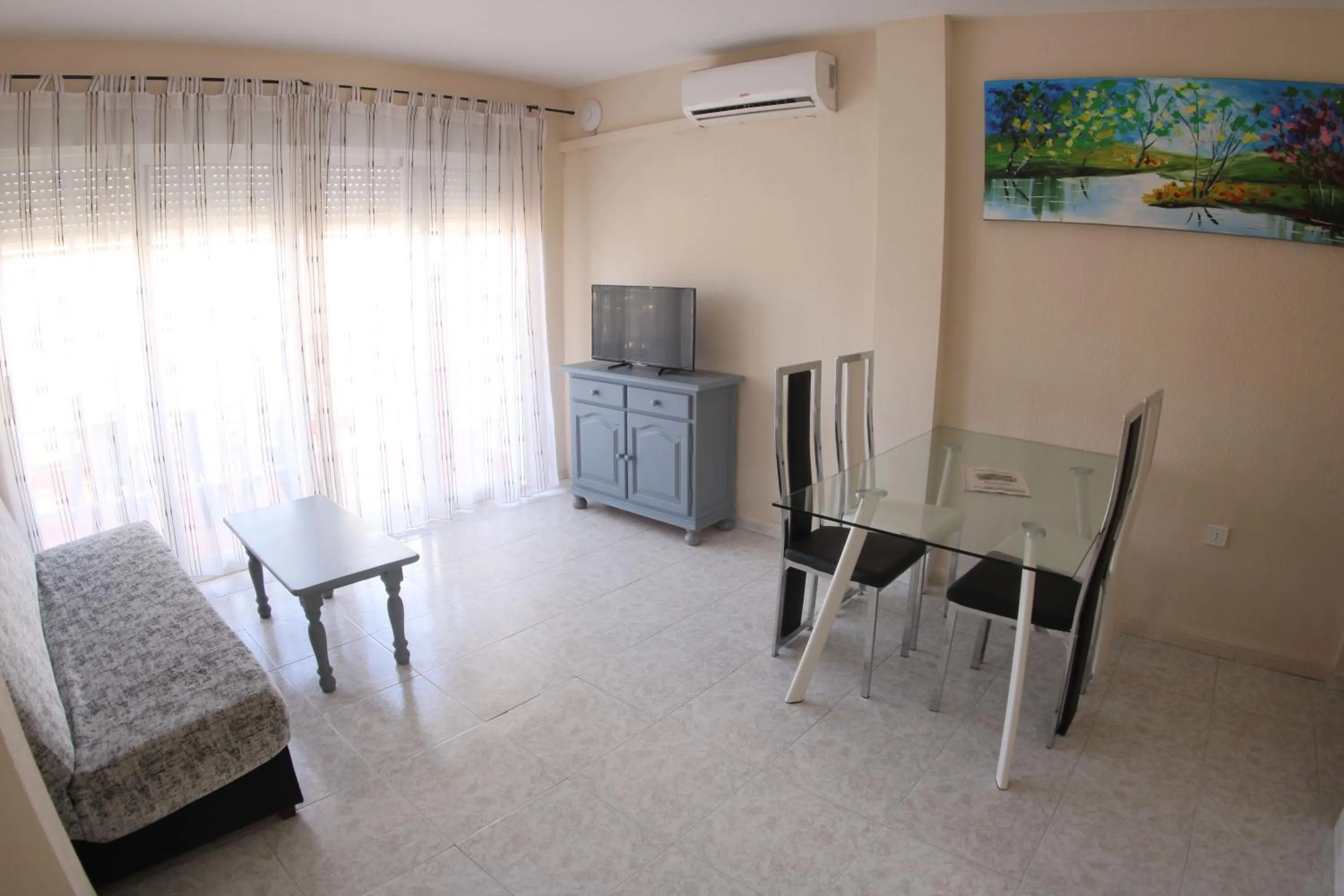 Apartamentos Marina Internacional