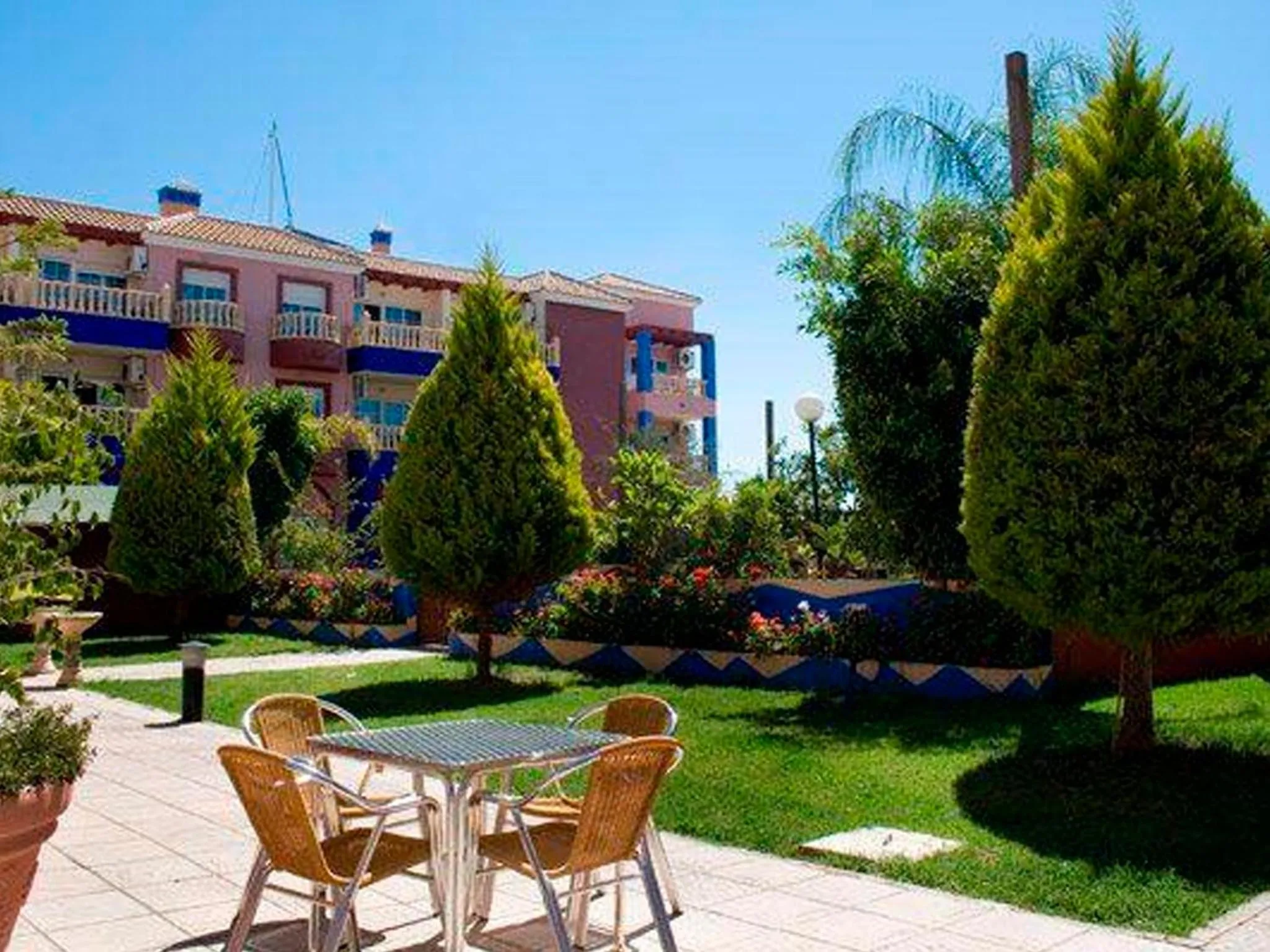 Garden in Apartamentos Marina Internacional