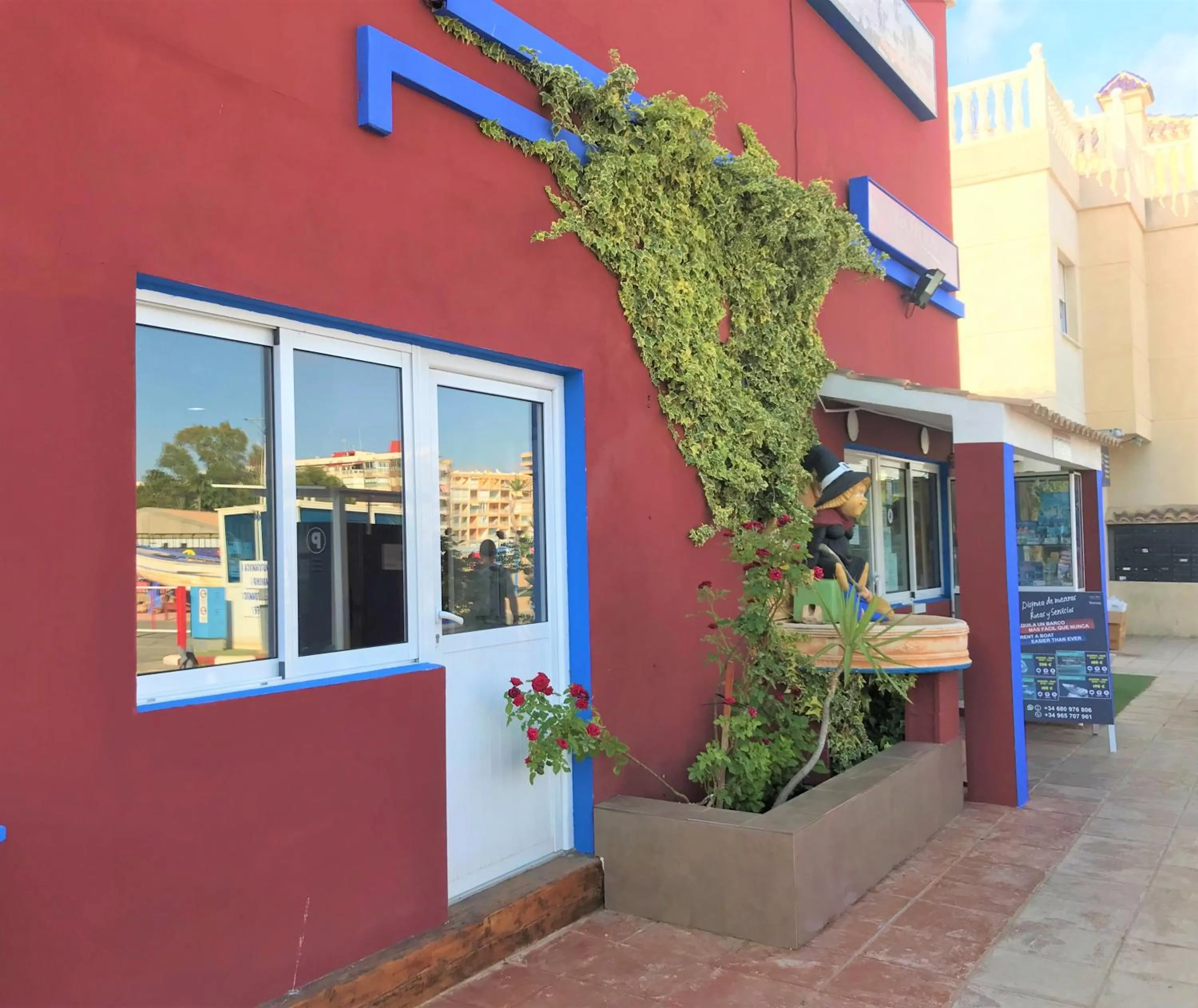 Lobby or reception in Apartamentos Marina Internacional
