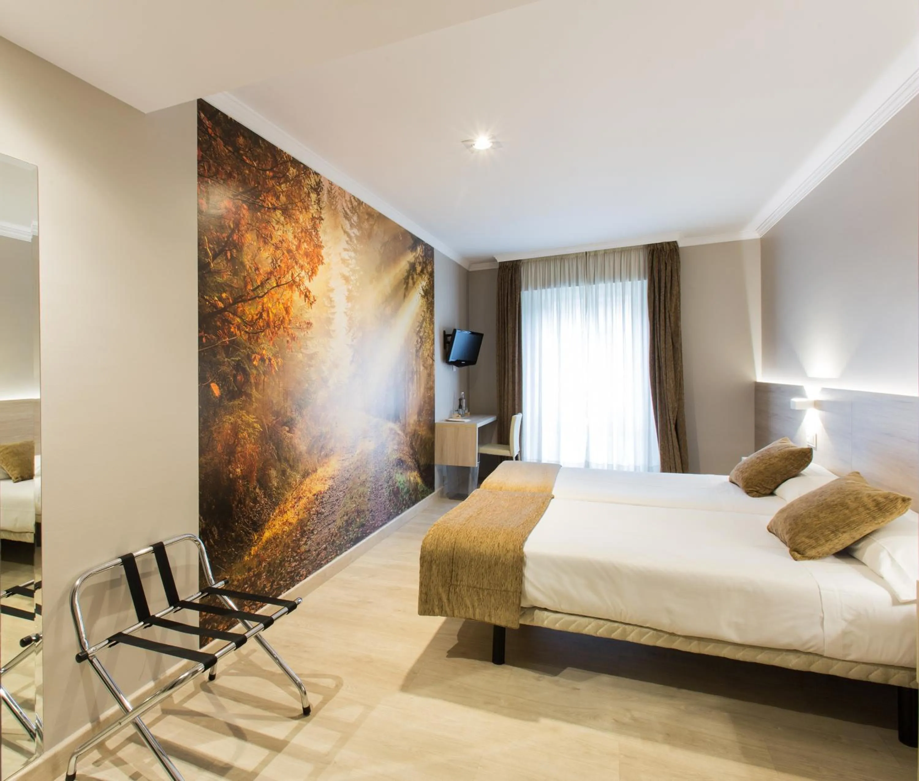 Bed in Hotel Alda San Carlos