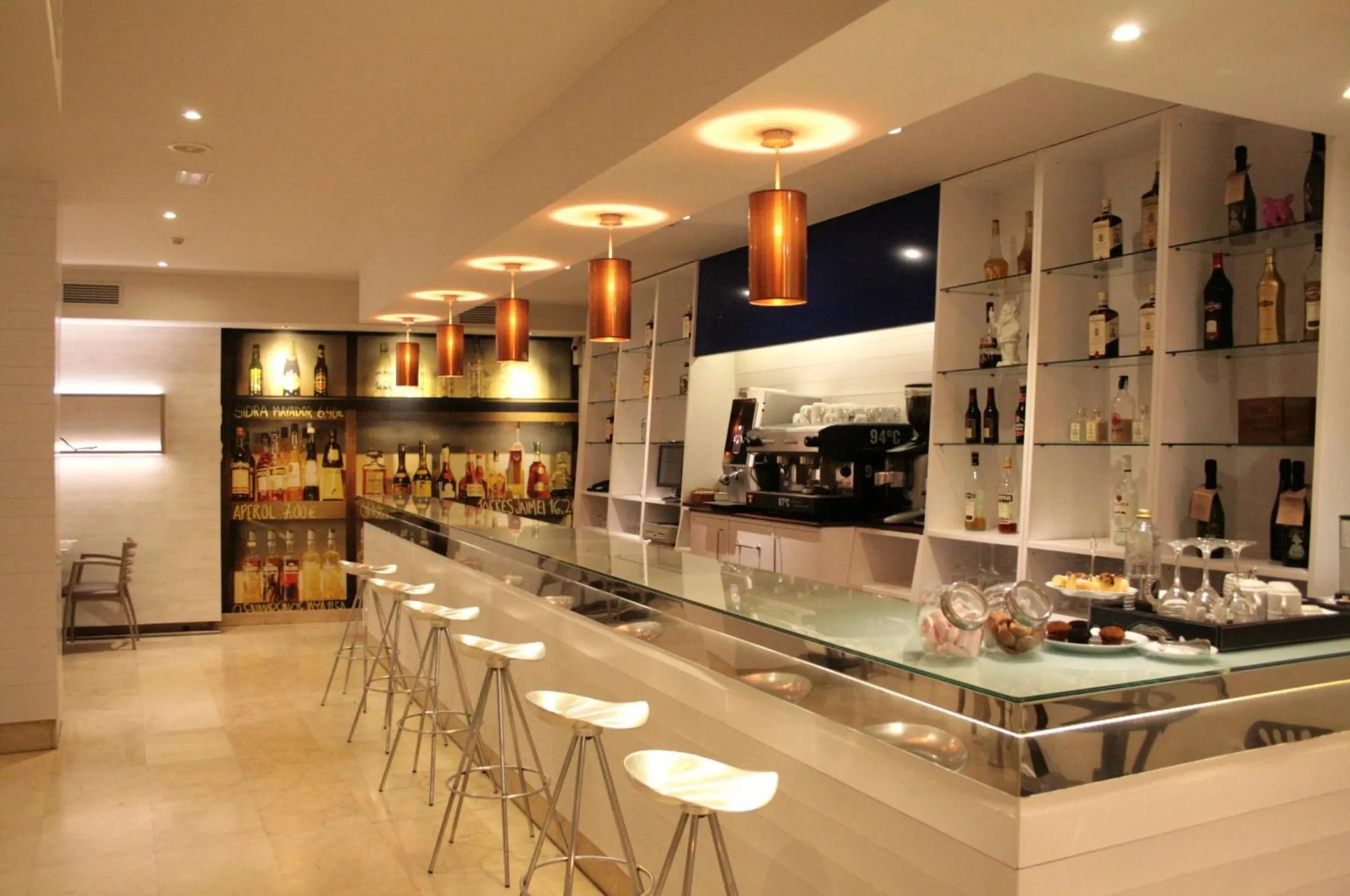 Lounge or bar in Hotel Alda San Carlos