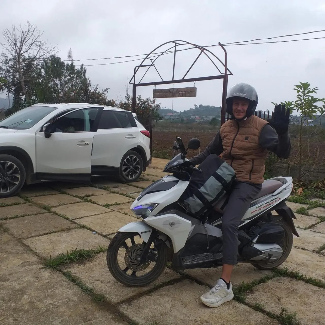 Guests in Retreat Home Bản Dọi Mộc Châu