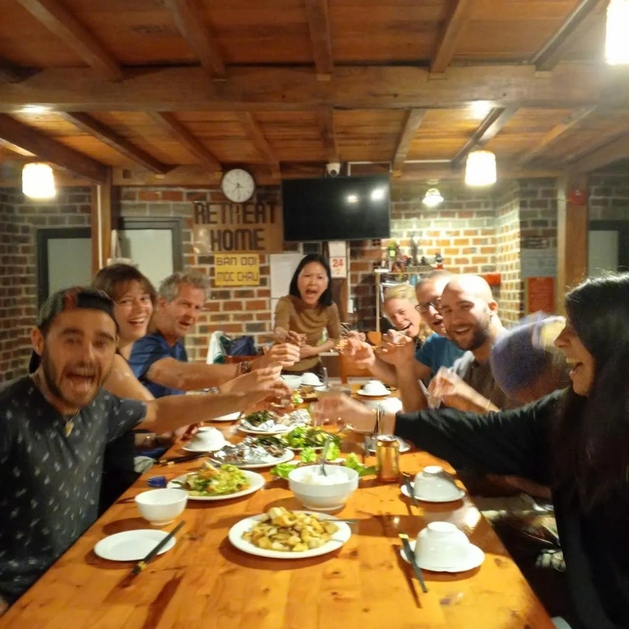 Dinner in Retreat Home Bản Dọi Mộc Châu