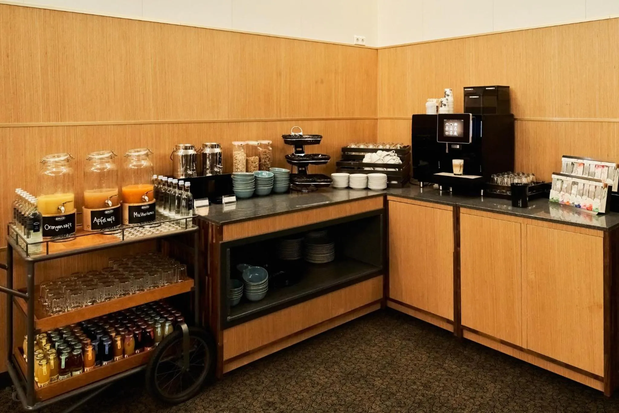 Drinks in WENS Hotel