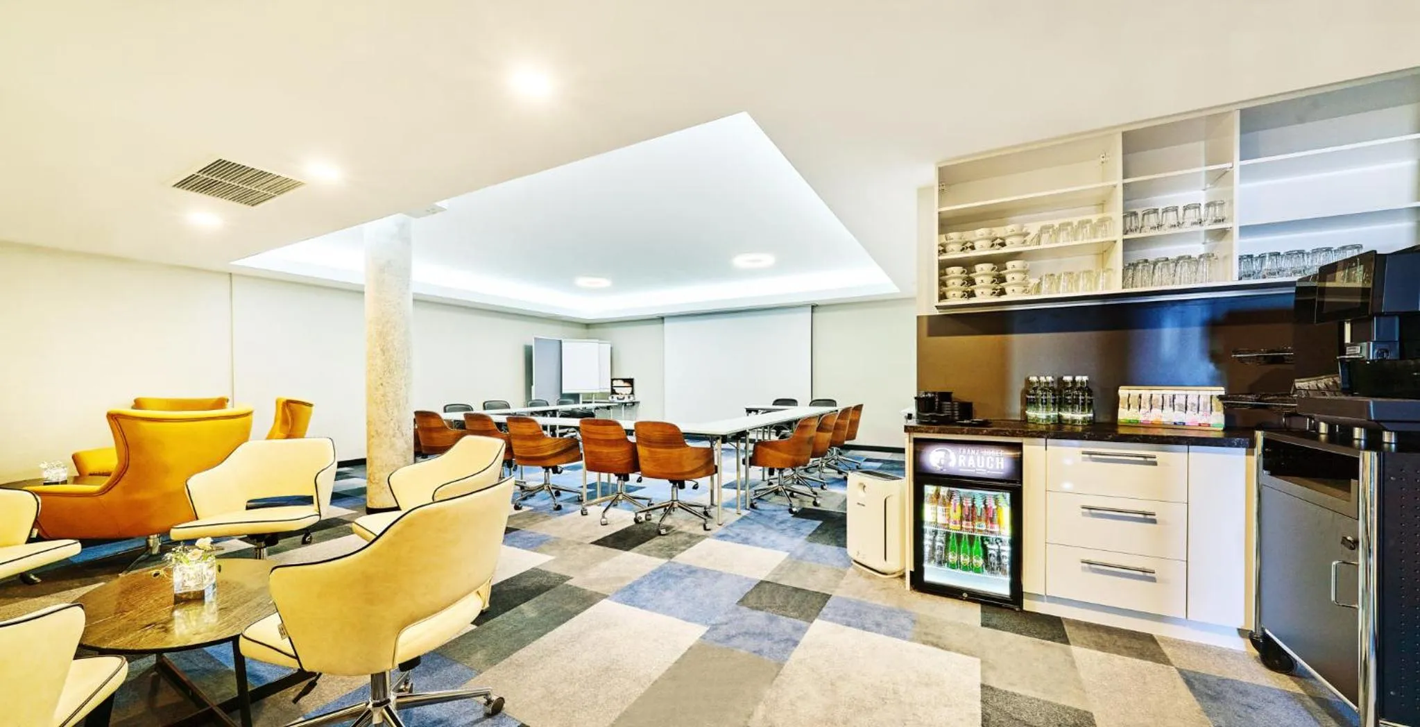 Meeting/conference room in WENS Hotel