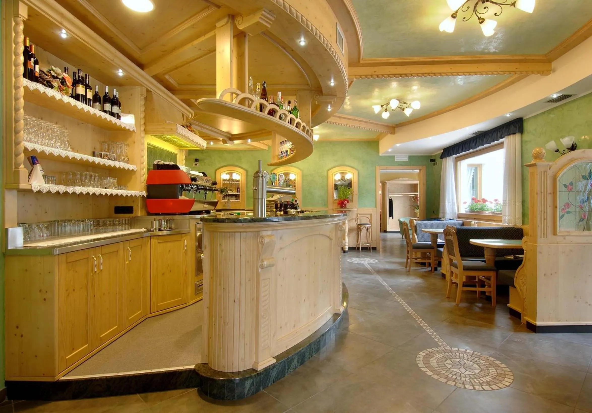 Lounge or bar in Hotel Dolomiti Saone