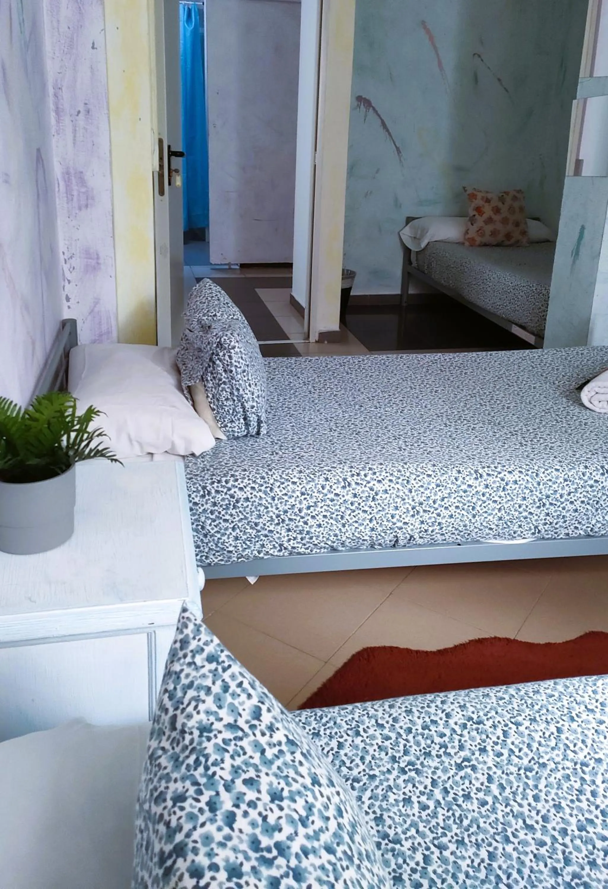 Photo of the whole room, Bed in SevillaDream