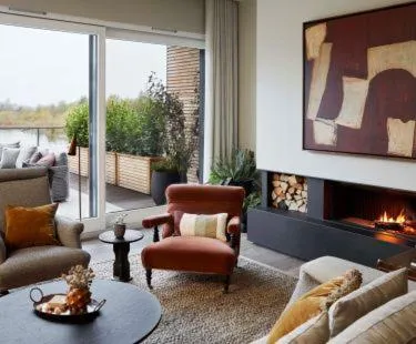 Living room in The Lakes By YOO