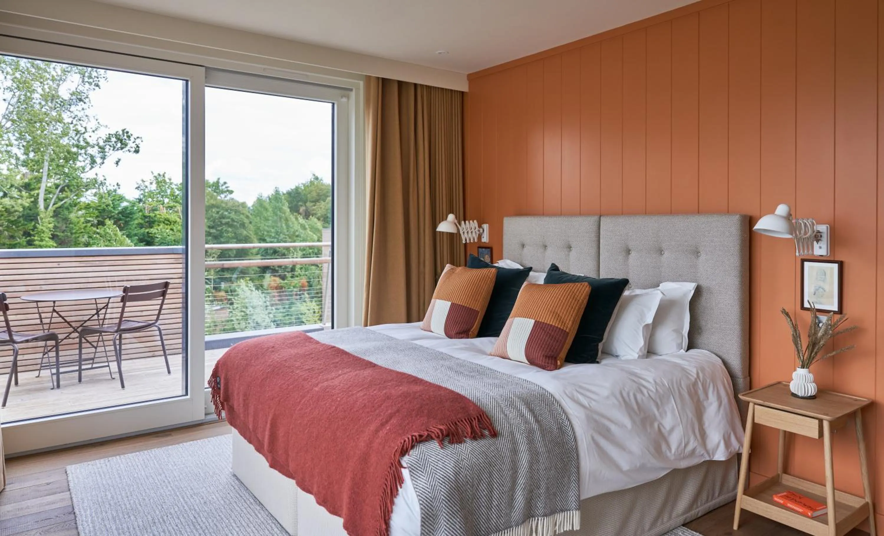 Bed in The Lakes By YOO