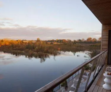 Balcony/Terrace in The Lakes By YOO