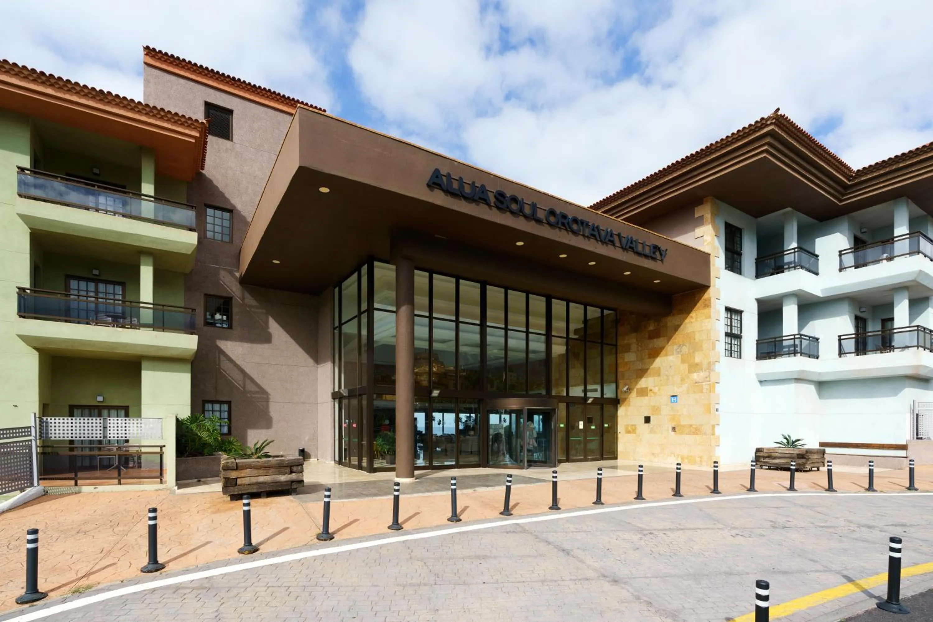 Property building in AluaSoul Orotava Valley - Adults Only