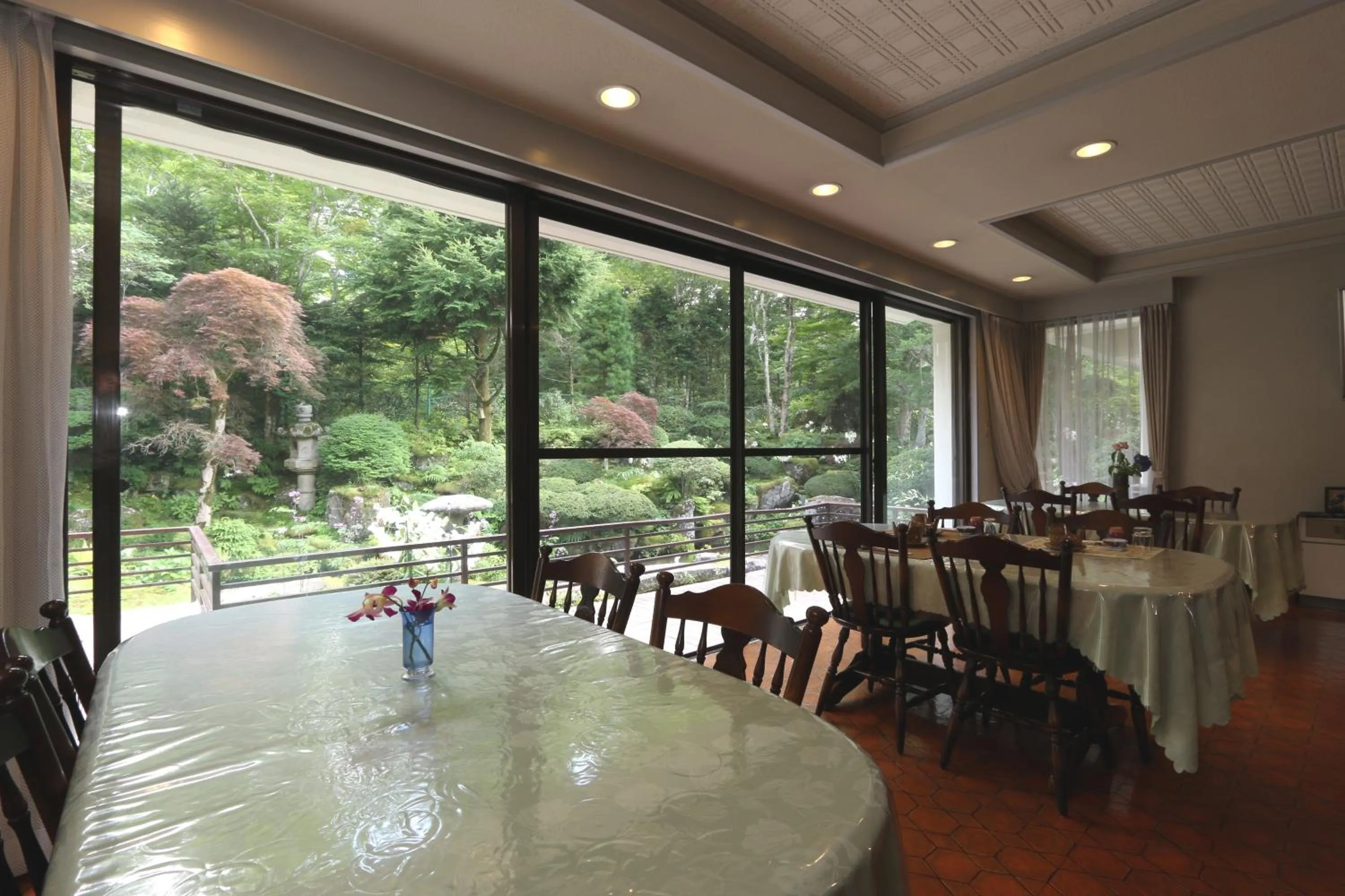 Banquet/Function facilities in Teiensaryo Yamanakako