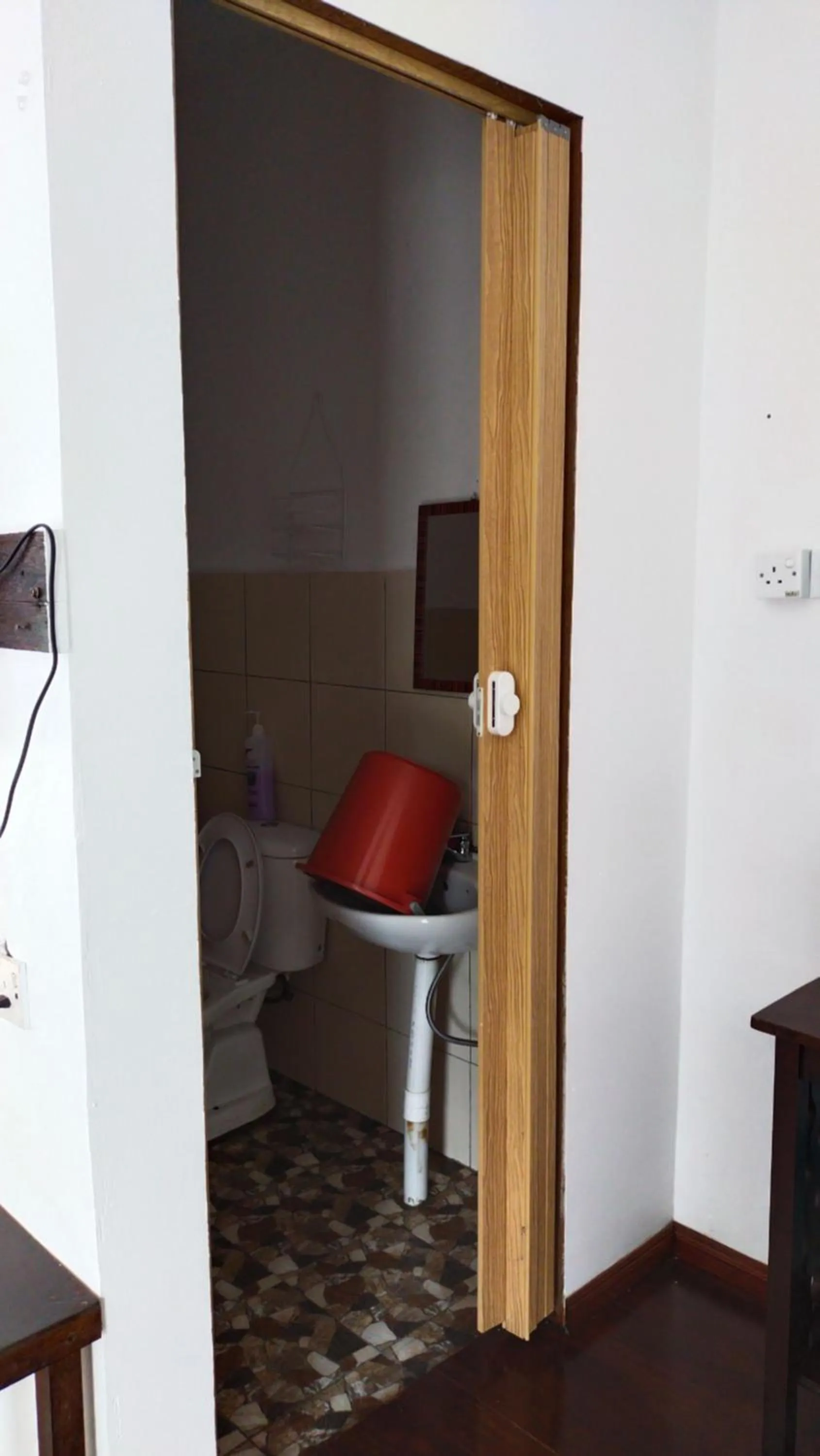 Toilet in Happy Garden